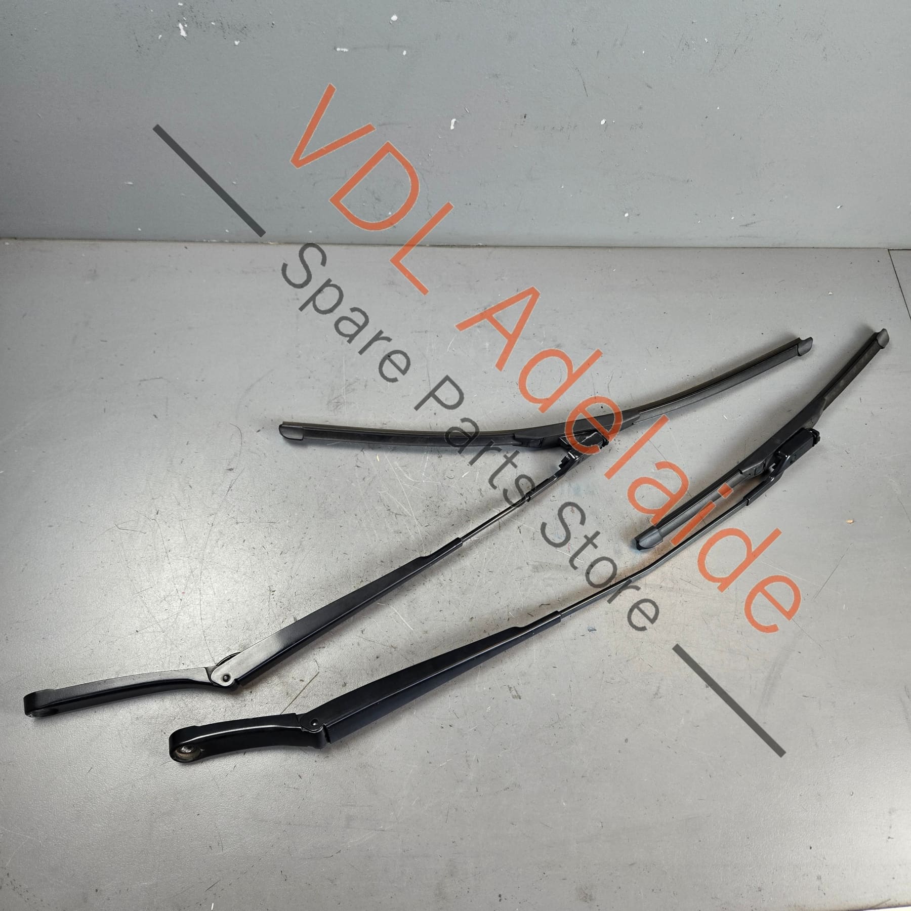 VW Polo MK5 6R Pair of Windscreen Wiper Arms 6R2998002 6R2955410A 6R2955409A - Image 4