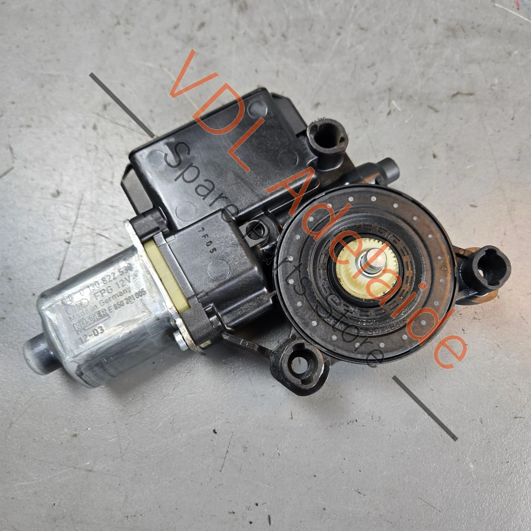 VW Polo GTi Mk5 6R Front Right Window Regulator Motor 6R0959802DM Z00 6R0959802B - Image 3