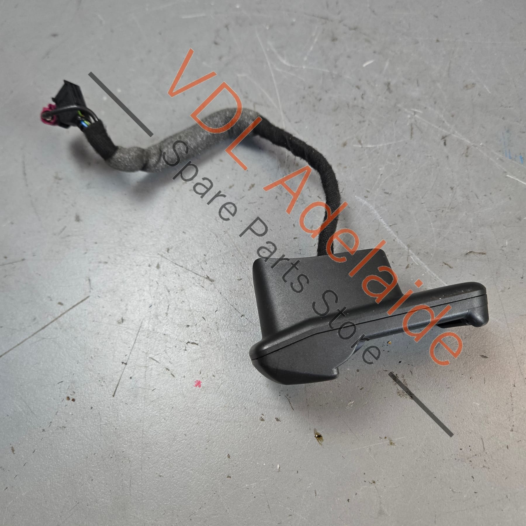 VW Polo 6R Dashboard Bluetooth Touch Module Adapter Clip Kit Holster - Image 2