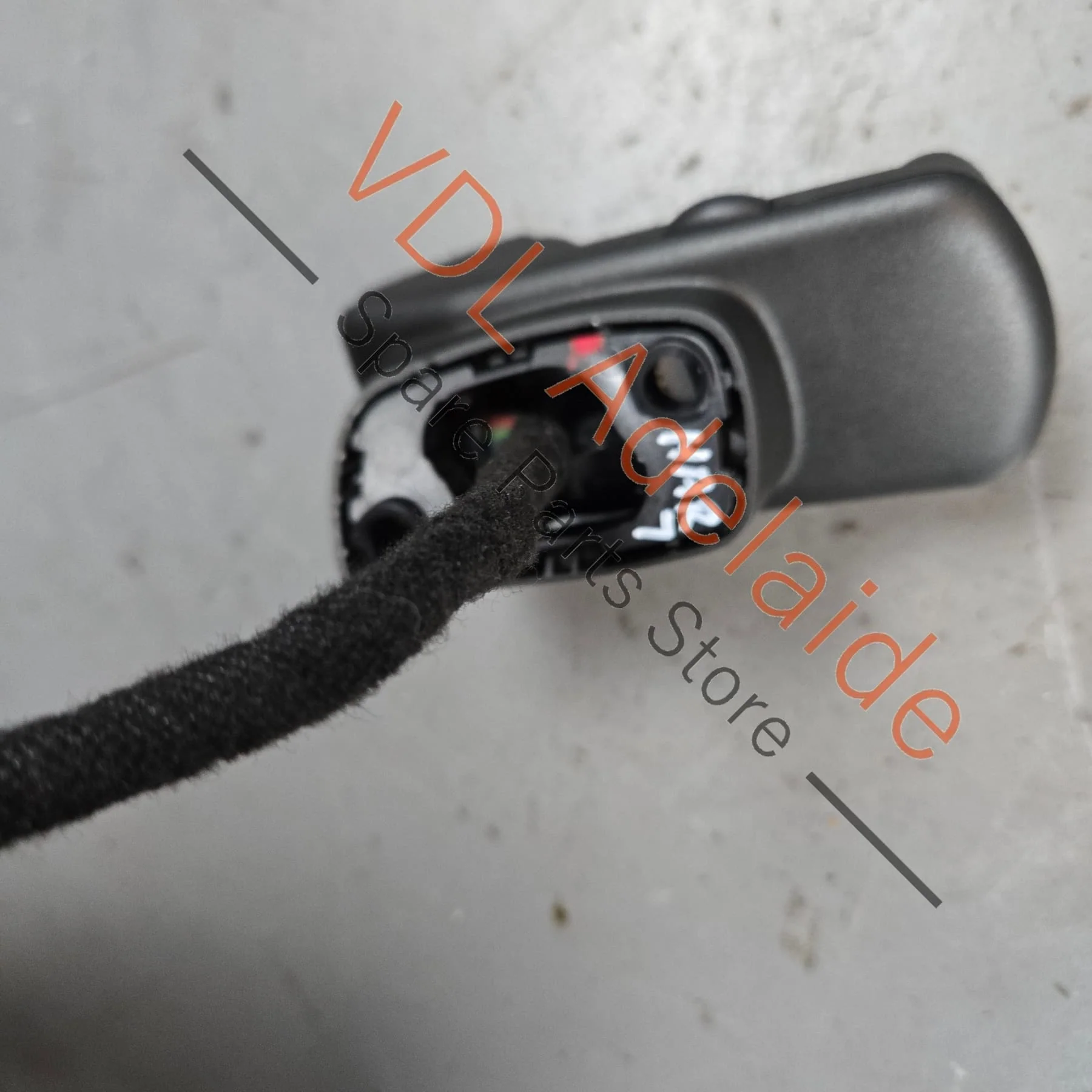 VW Polo 6R Dashboard Bluetooth Touch Module Adapter Clip Kit Holster - Image 4