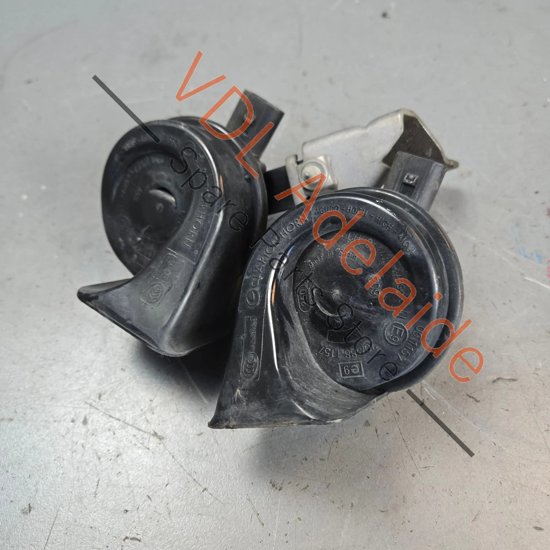 VW Polo 6R Horn Set 6R0951223A 6R0951221A