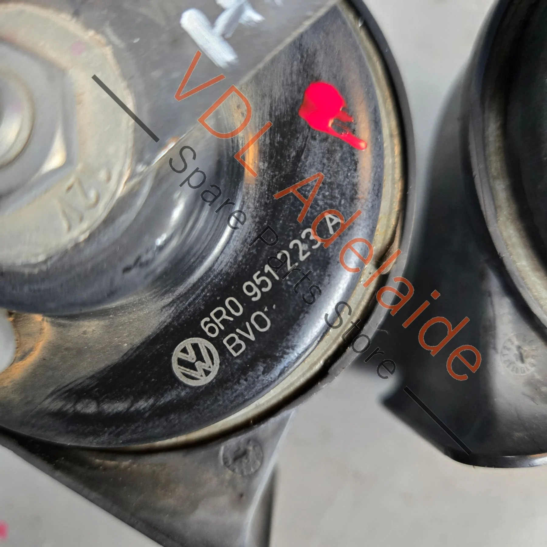 VW Polo 6R Horn Set 6R0951223A 6R0951221A - Image 3