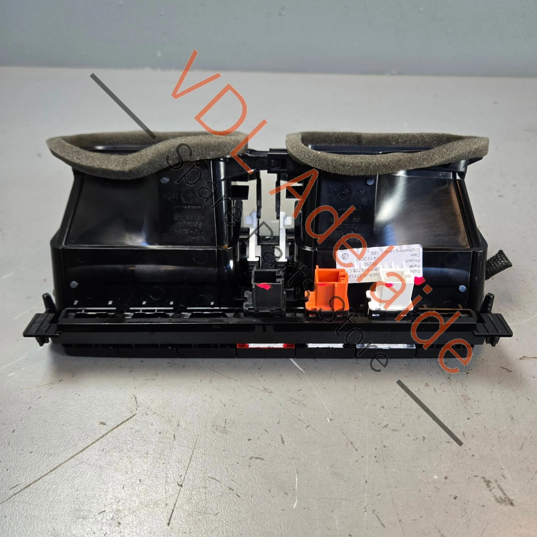 VW Polo MK5 6R Gti Centre Air Vent for Air Conditioning 6RF819728C N0R Gloss Black - Image 7