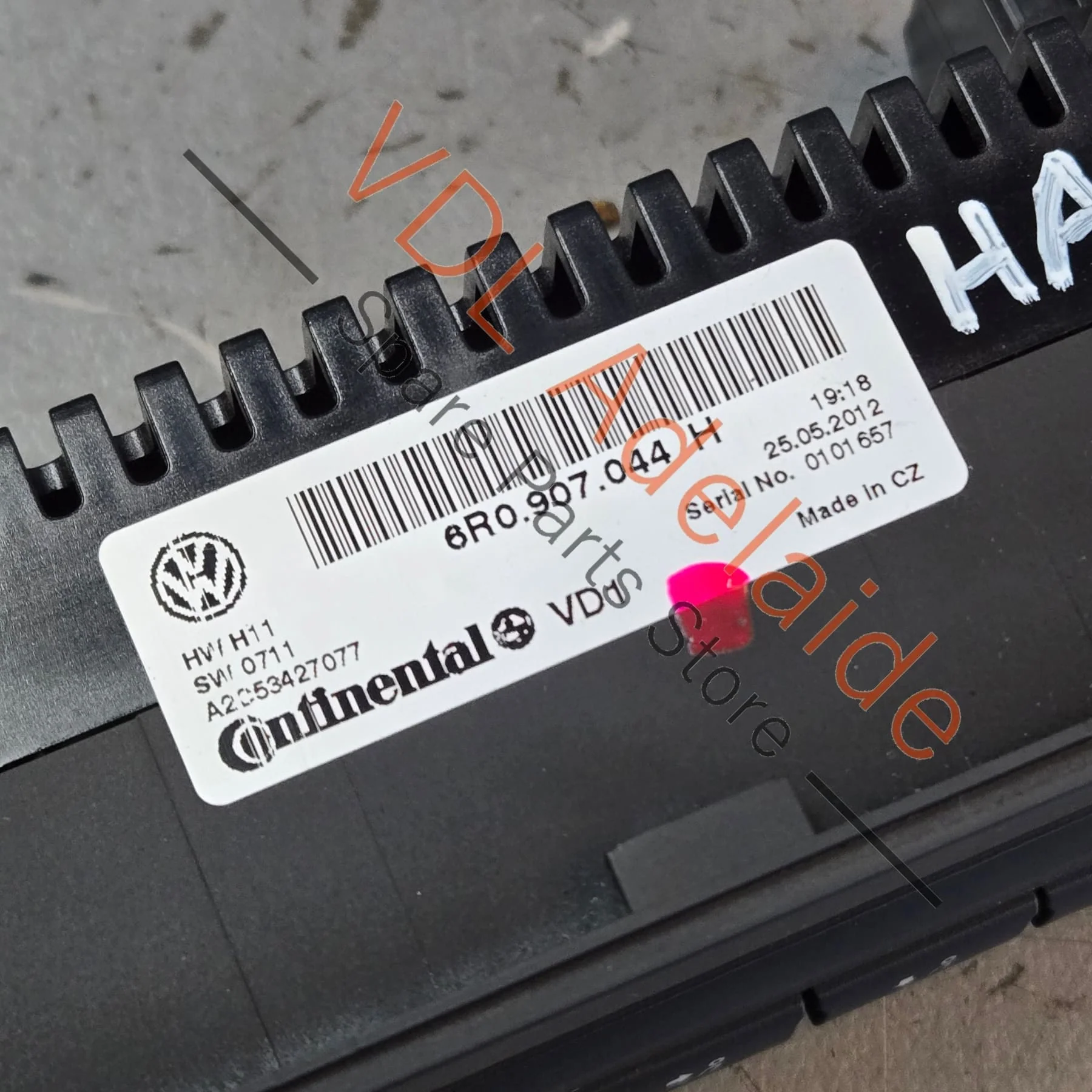 VW Polo MK5 6R Air Conditioning Climate Control Switch Buttons 6R0907044Q 6R0907044H 6R0907044N - Image 2