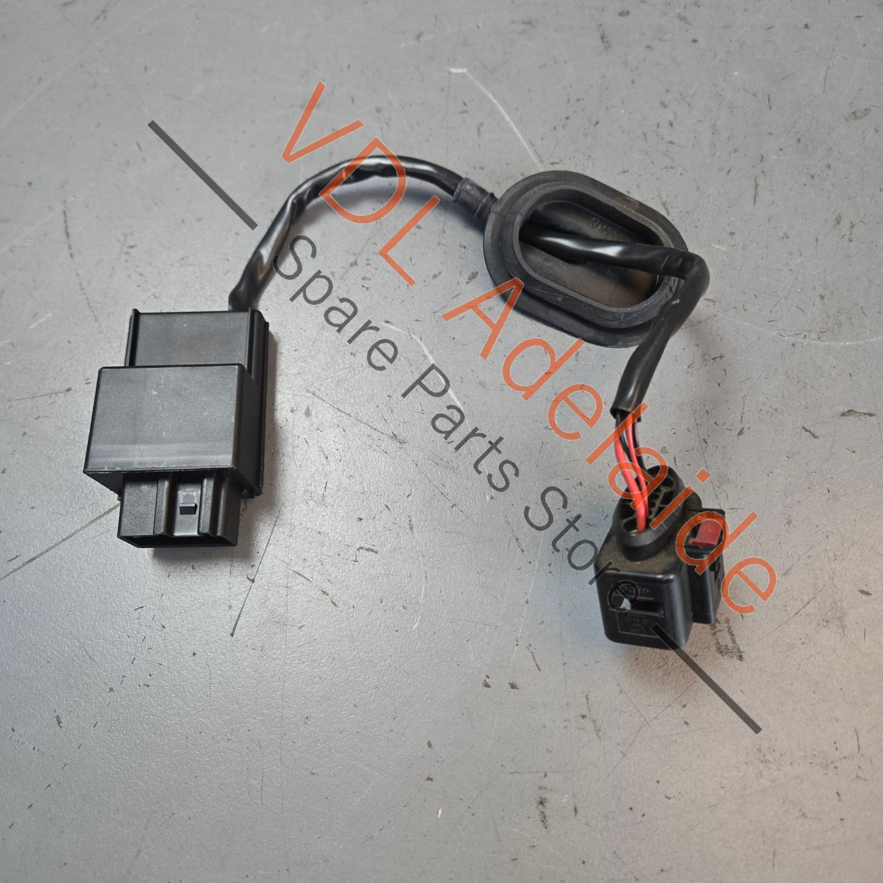 VW Polo MK5 6R Fuel Pump Control Module Relay 1K0906093J 1K0906093G - Image 3