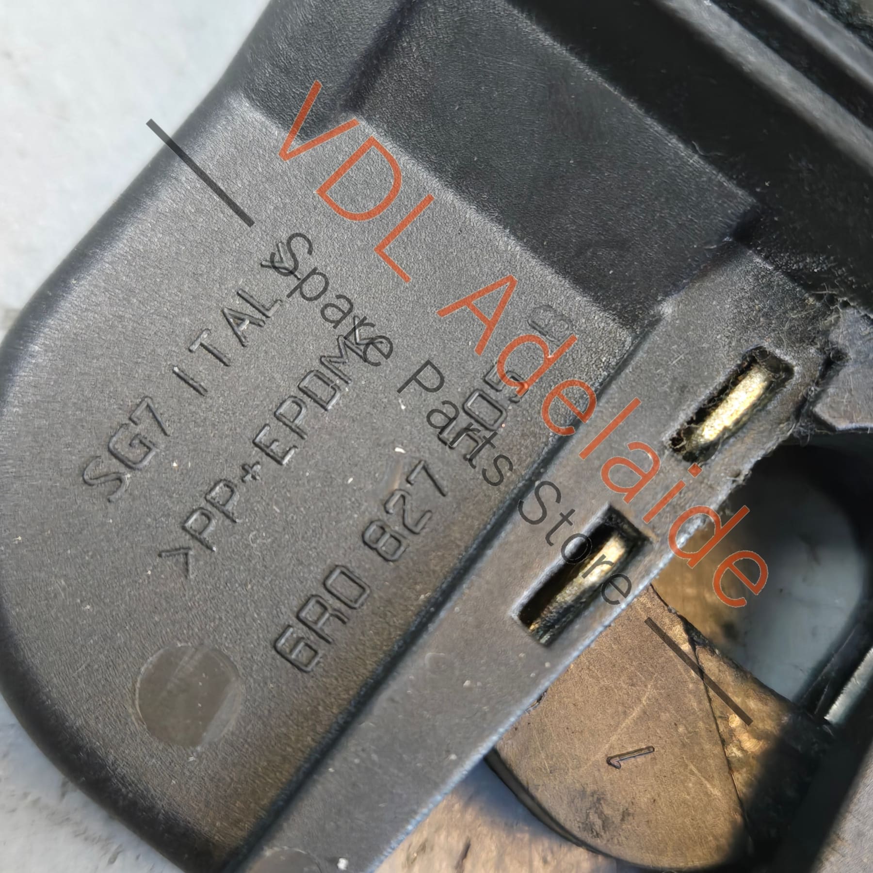 Genuine OEM VW Polo MK5 6R Rear Boot Hatch Lock Mechanism 6R0827505D 6R0827505E - Image 2