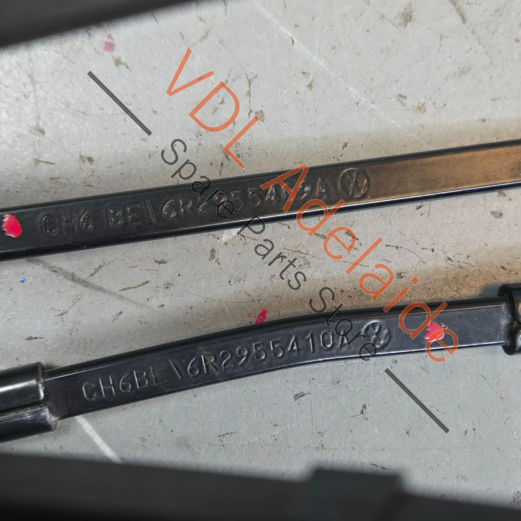VW Polo MK5 6R Pair of Windscreen Wiper Arms 6R2998002 6R2955410A 6R2955409A - Image 5