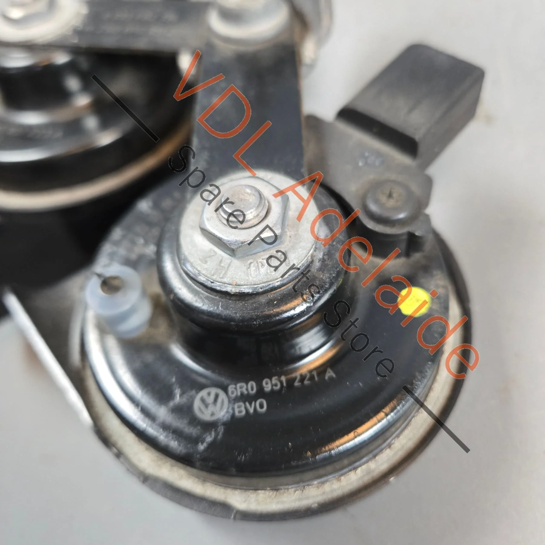 VW Polo Horn Set High and Low tone 6R0951221A 6R0951223A - Image 5