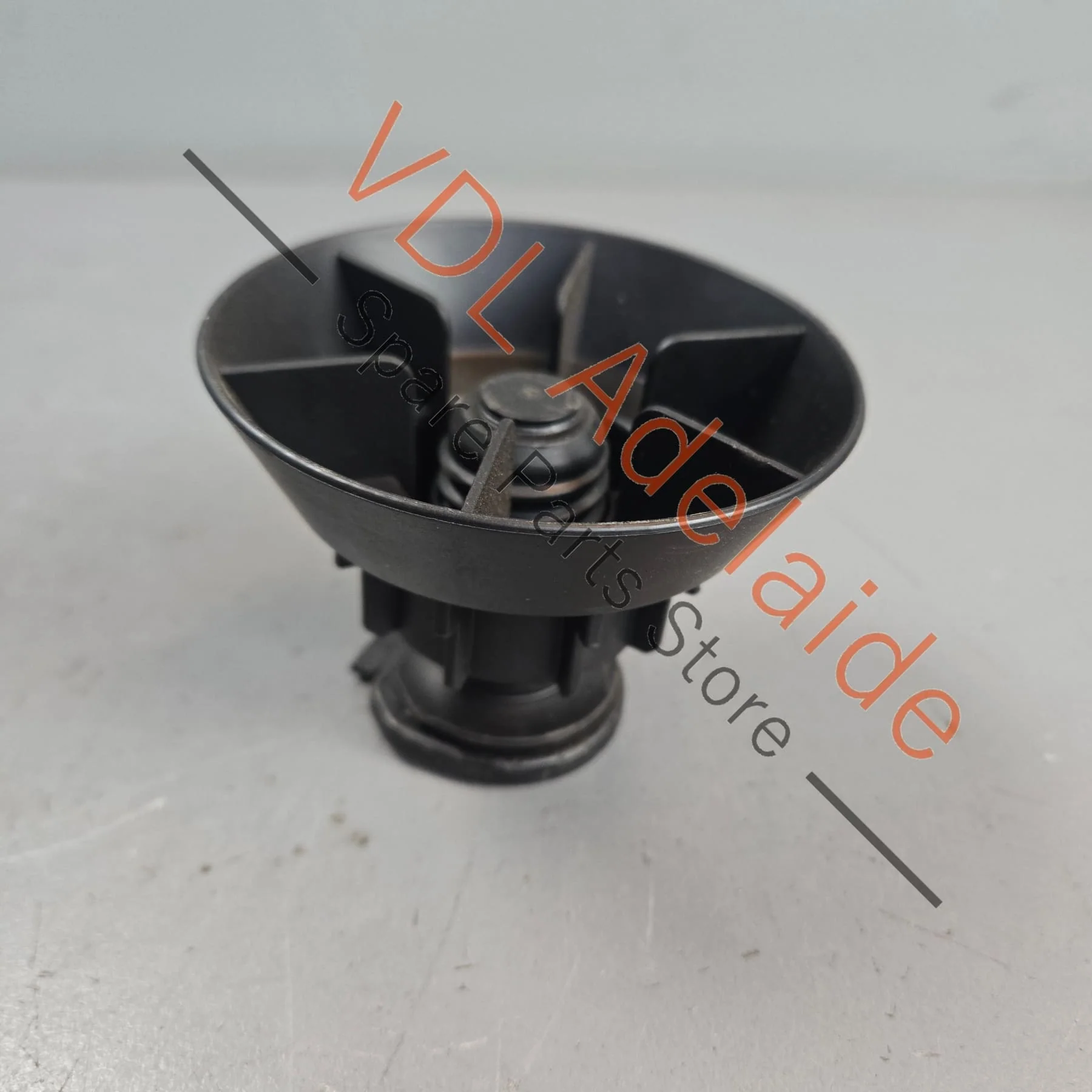 VW Polo Spare Wheel Mounting Bolt & Lug 6J0803899 8K0804899