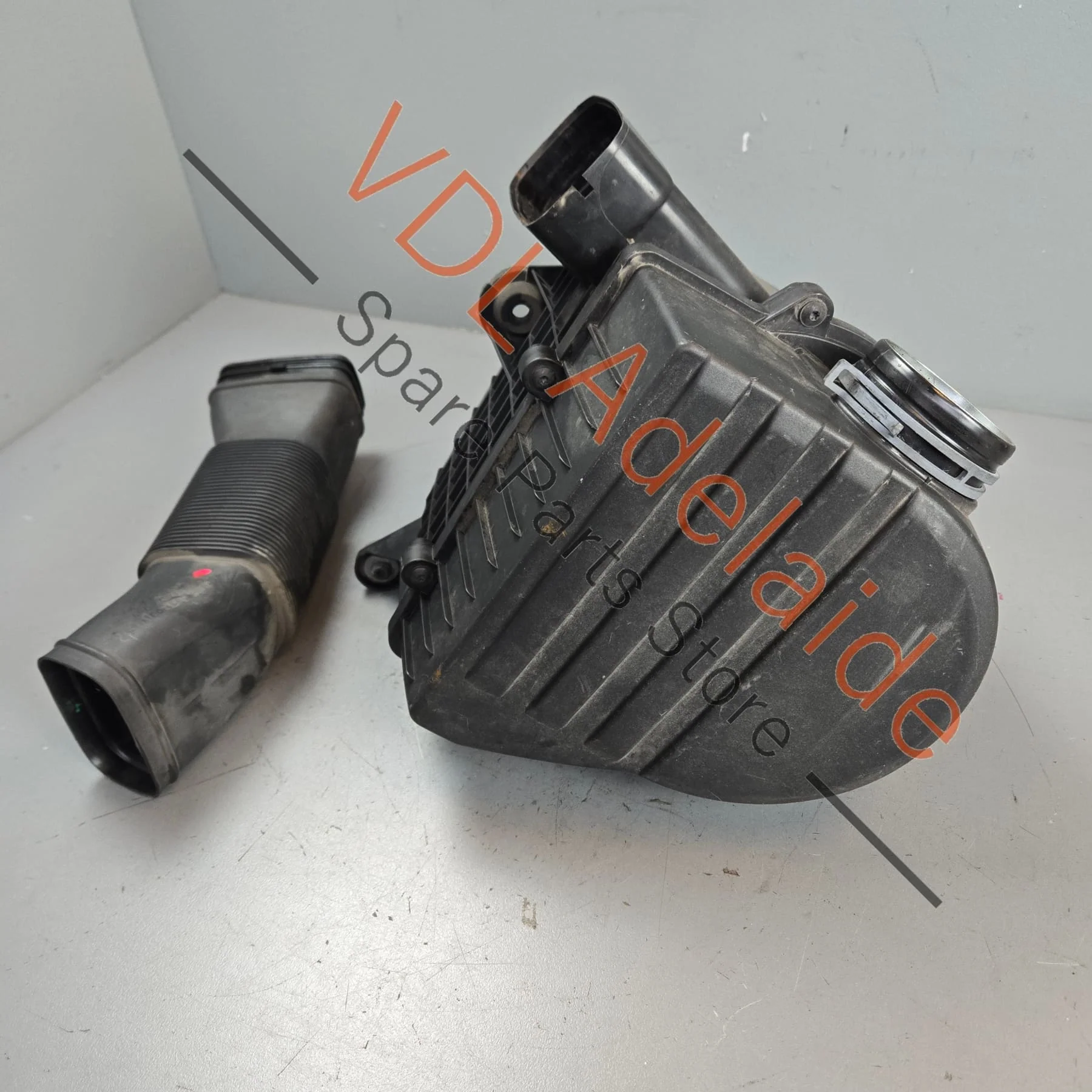 VW Polo Gti Genuine Original Air Filter Assembly 6R0129607D 6R0129618D - Image 5