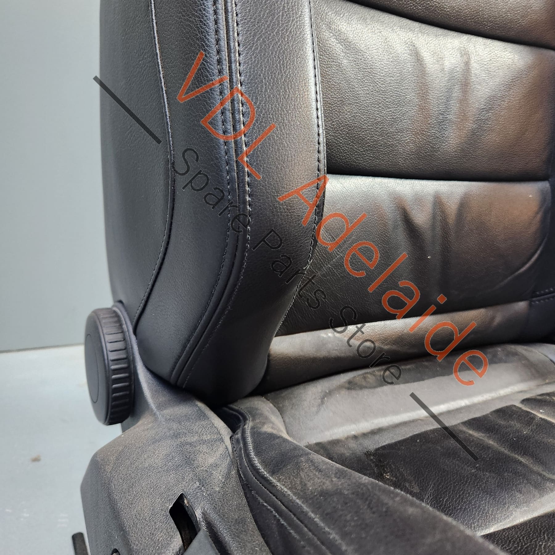 VW Golf R / Gti MK6 Black Leather Front Right Drivers Seat with Heating - Image 10