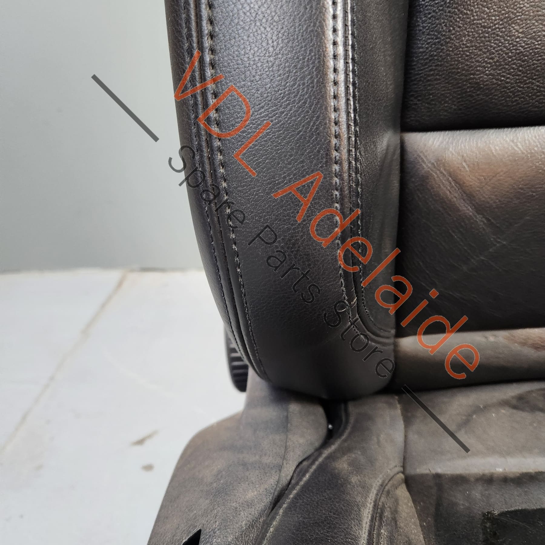 VW Golf R / Gti MK6 Black Leather Front Right Drivers Seat with Heating - Image 11