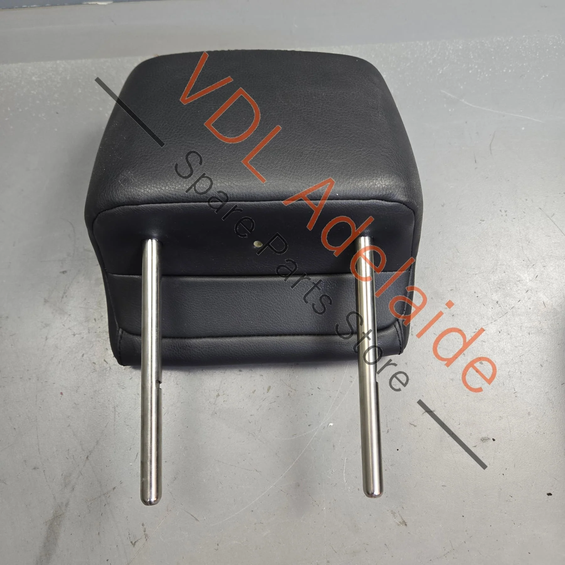VW Golf MK6 Rear Seat Headrest Leather Suits left or right position 5K0885901A WYE - Image 5