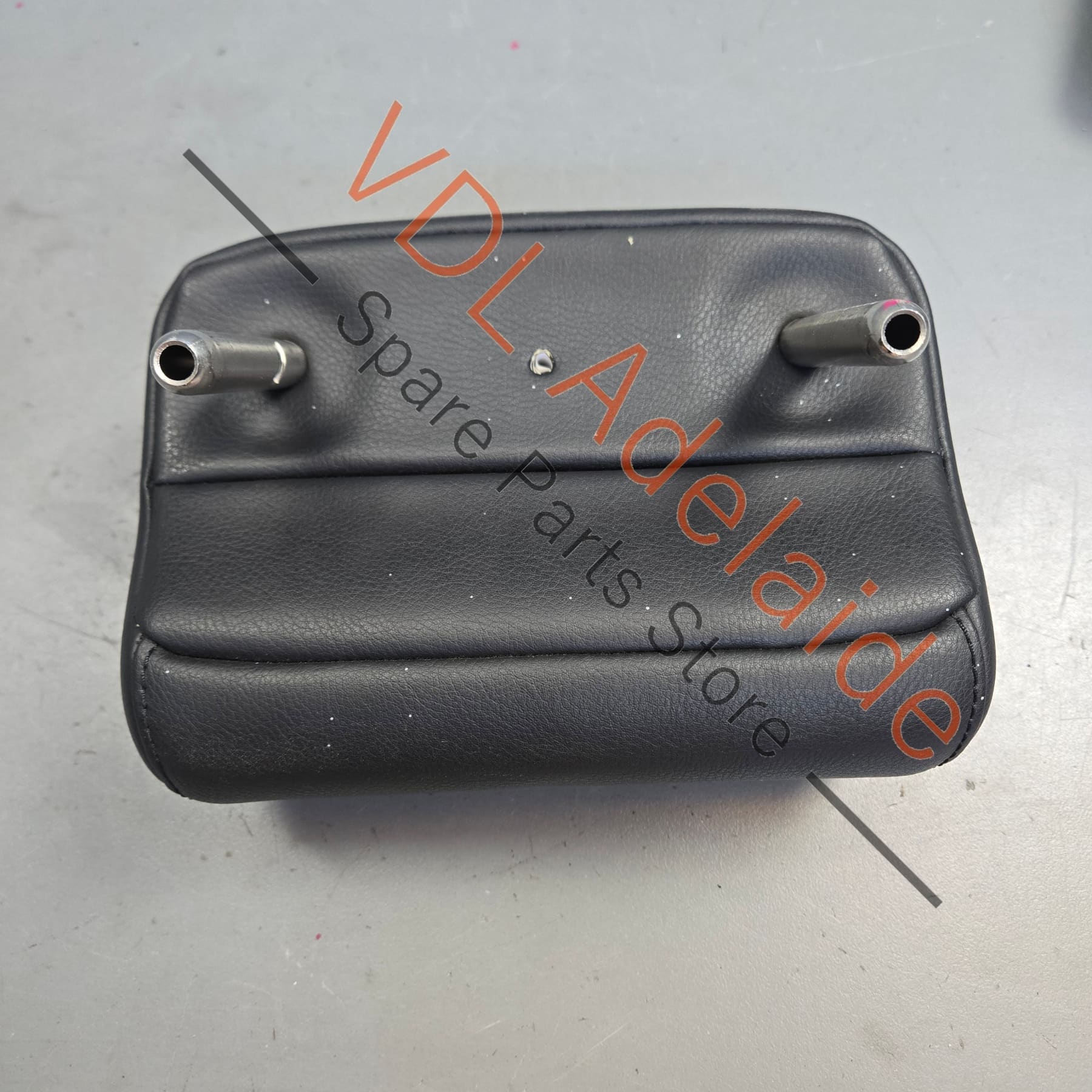 VW Golf MK6 Rear Seat Headrest Leather Suits centre middle position 5K0885902A WYE - Image 5