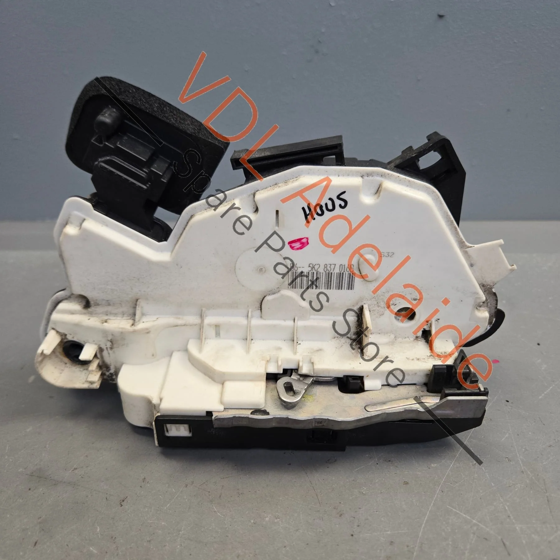 VW Golf MK6 Front Right Door Lock Mechanism 5K2837016B