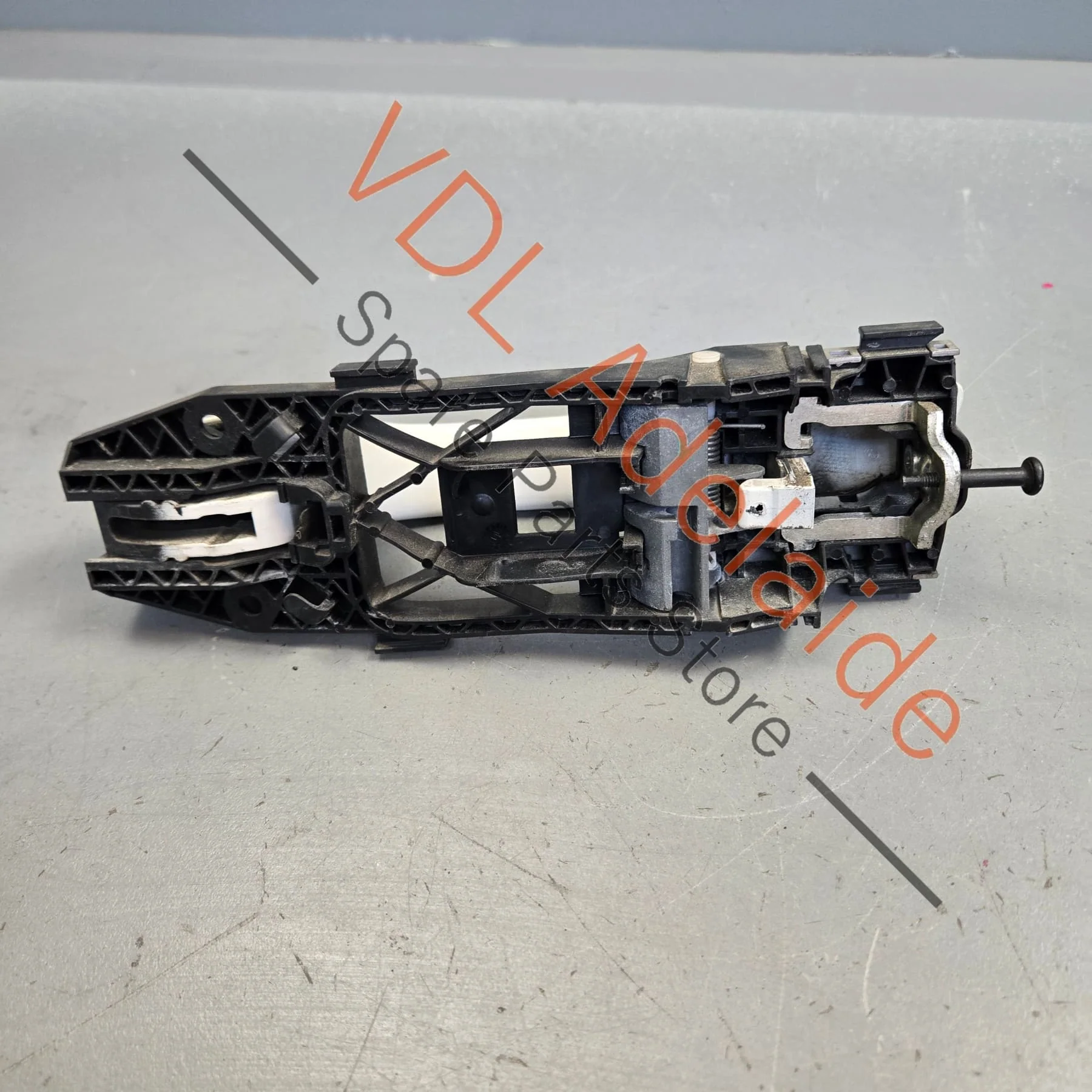 VW Golf MK6 Front Right Drivers Door Exterior Handle 5N0837885H 1K8837206E B4B4 Candy White (LB9A) - Image 5