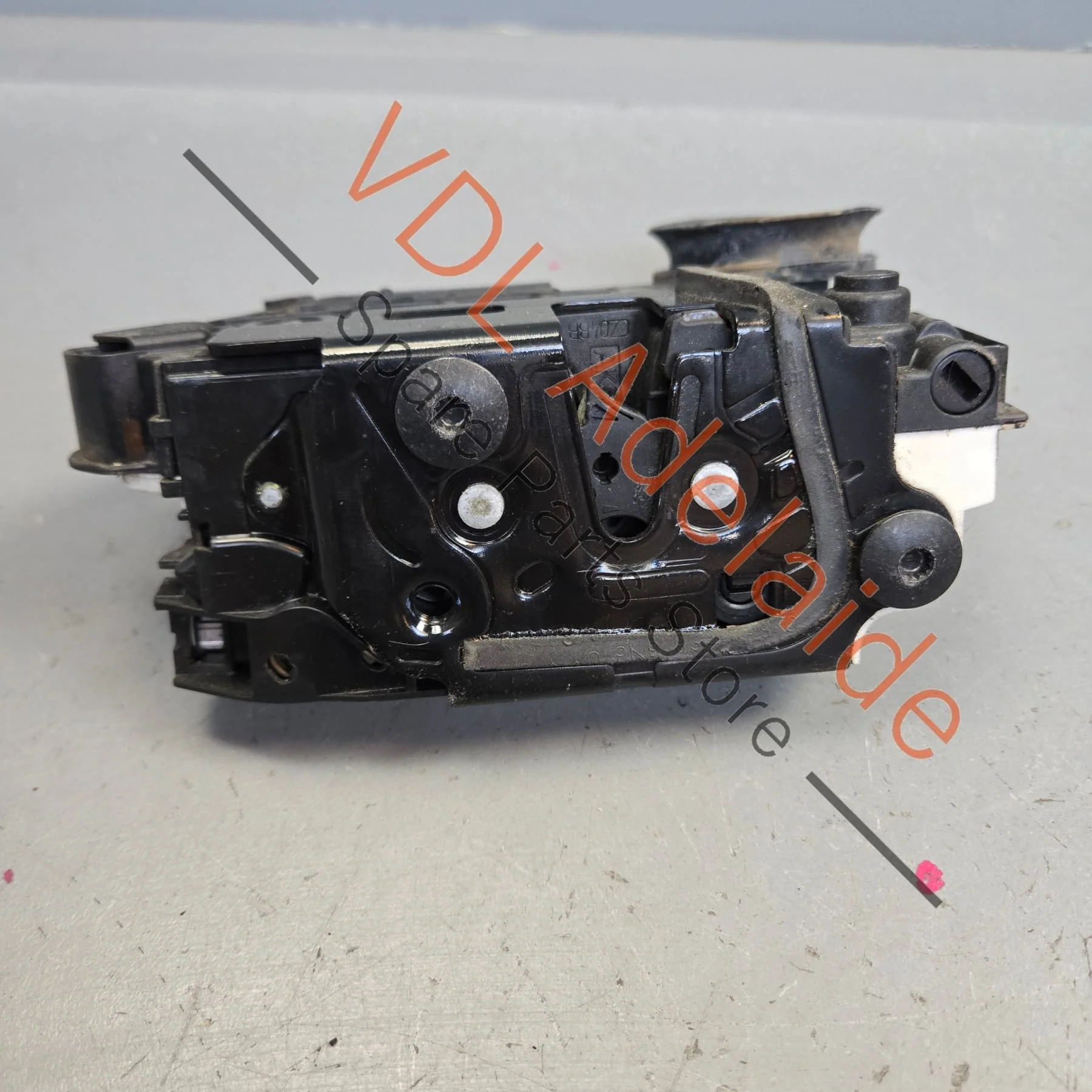 VW Golf MK6 Rear Right Door Lock Mechanism 5K4839016H - Image 4