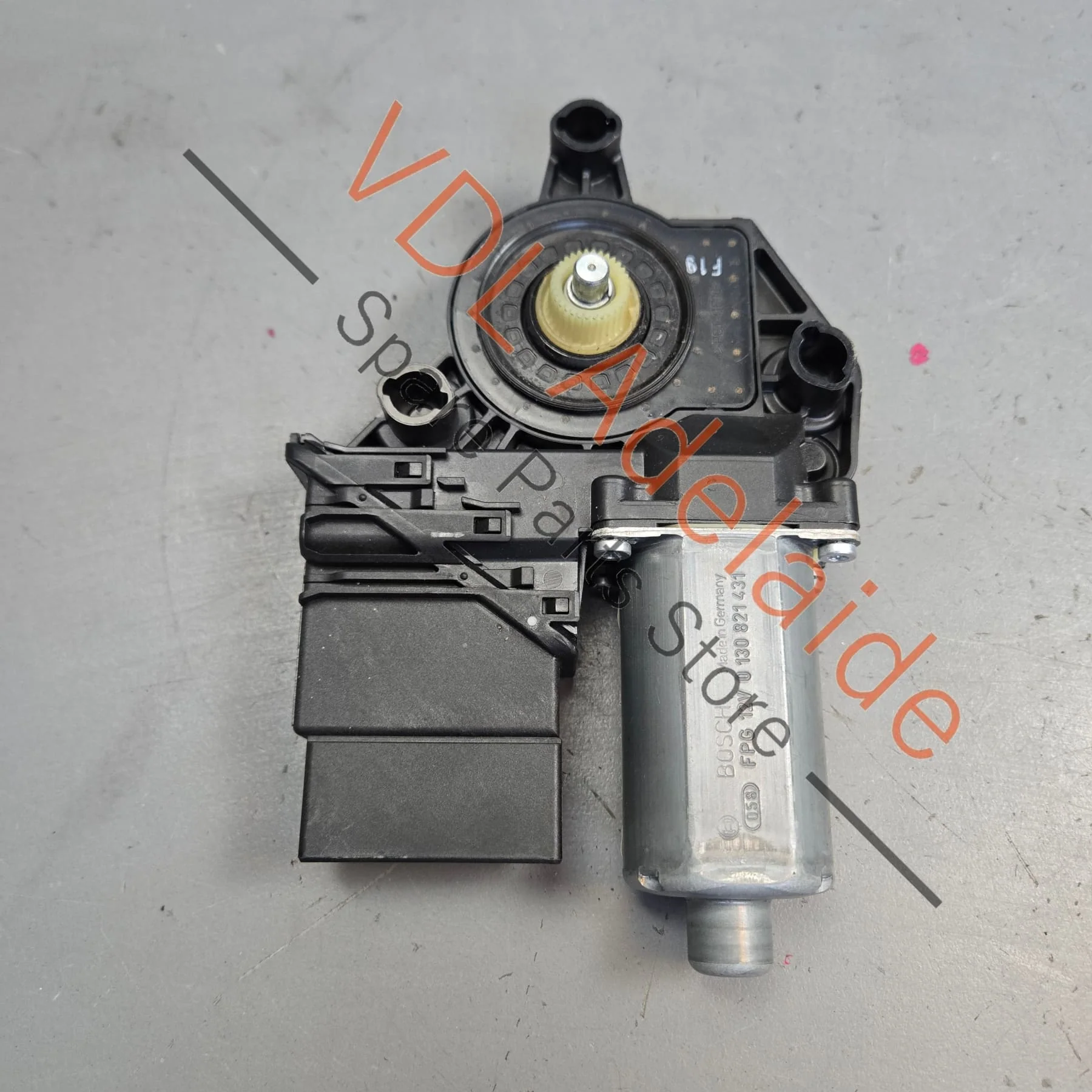 VW Volkswagen Jetta Golf MK6 Rear Right Window Regulator Motor 5K0959704D - Image 4