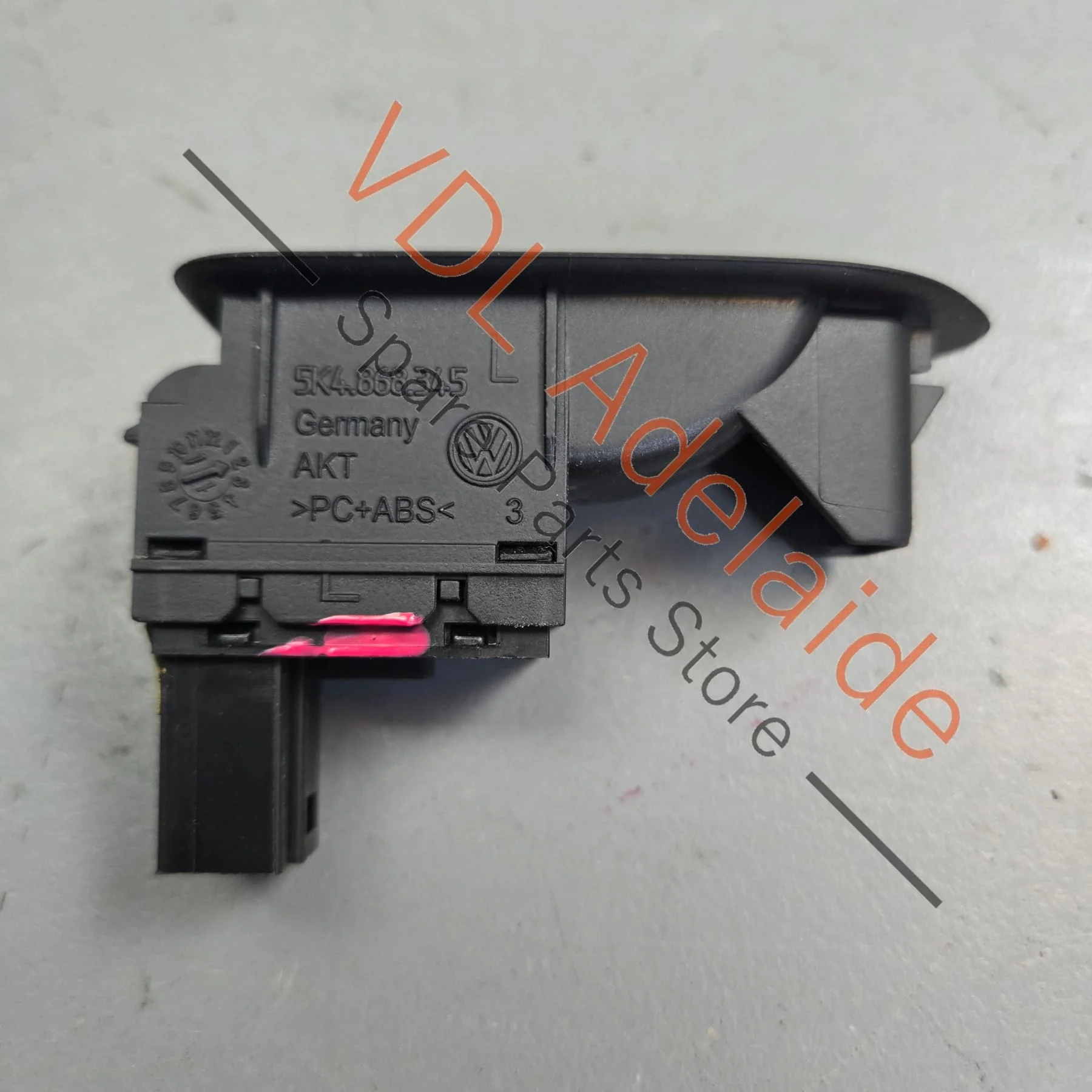 VW Golf MK6 Rear Left Passenger Door Window Switch 5K0959855 - Image 2