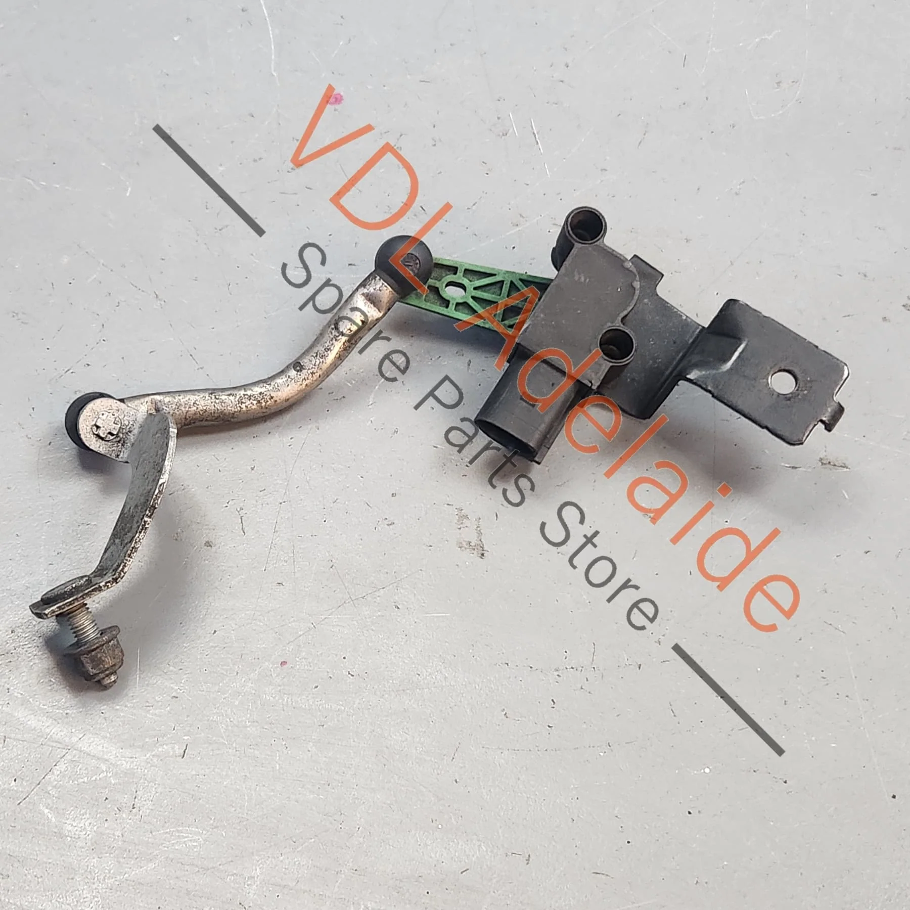 Volkswagen VW Golf R MK6 Front Left Rear Suspension Level Sensor 3C0412521B - Image 2