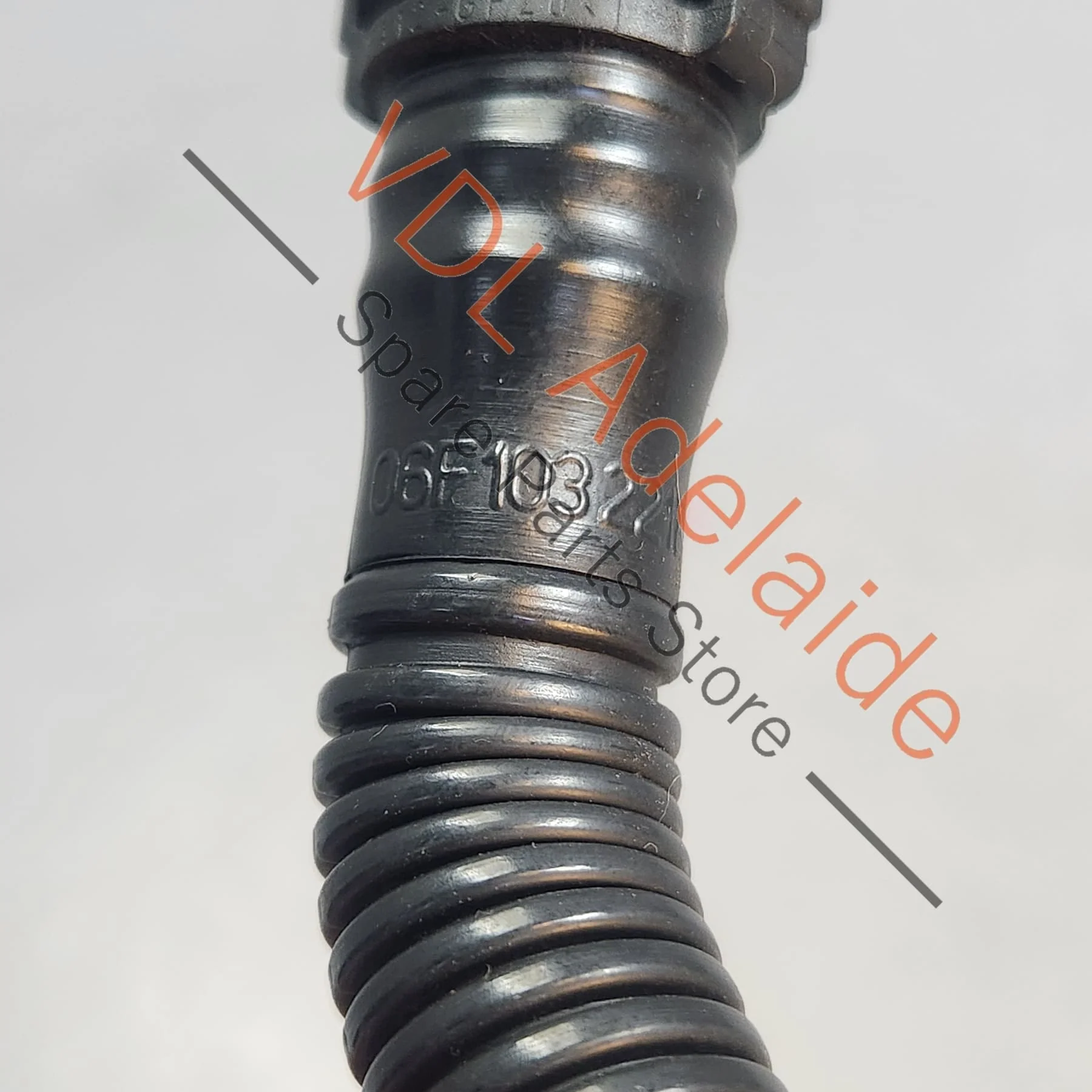 VW Golf R MK6 Oil Vent Hose 06F103221E - Image 4
