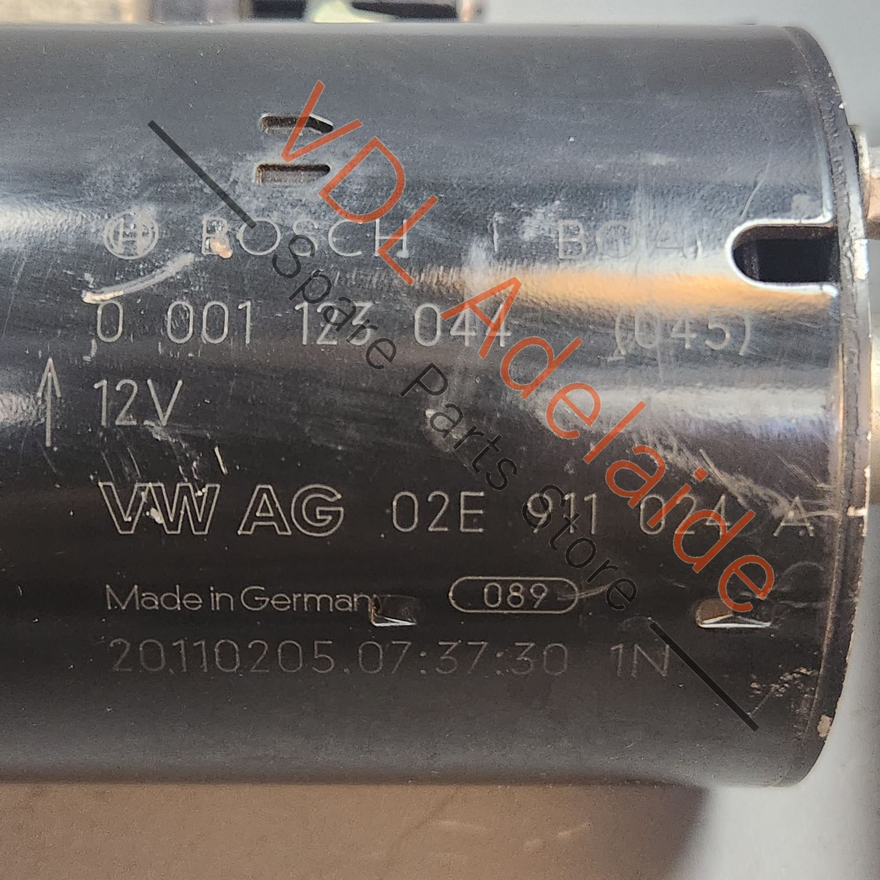 VW Golf 2.0 1.1KW Starter Motor Bosch 02E911024A - Image 2