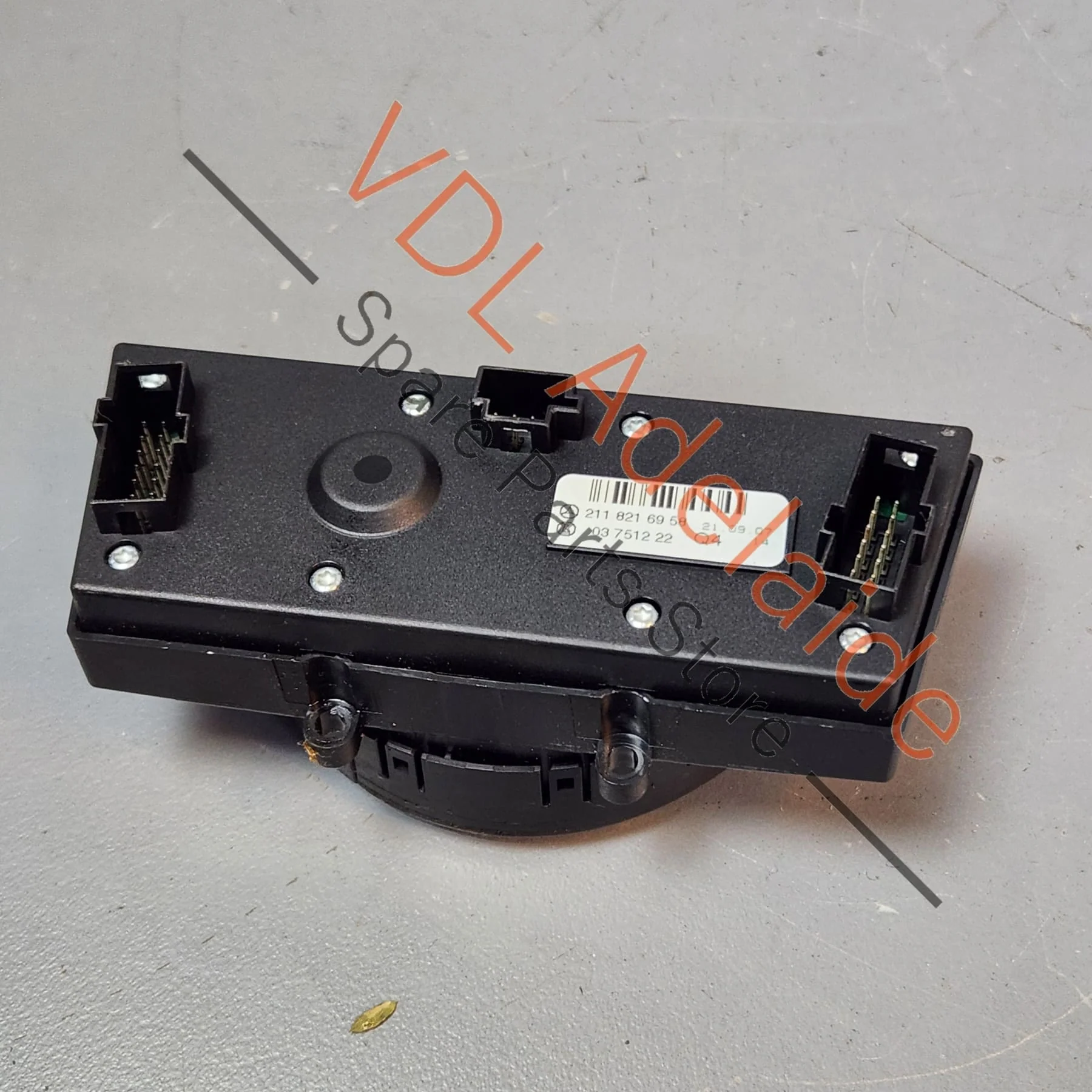 Mercedes W211 E Class Centre Console Switch for Parking On Off A2118216958 - Image 11