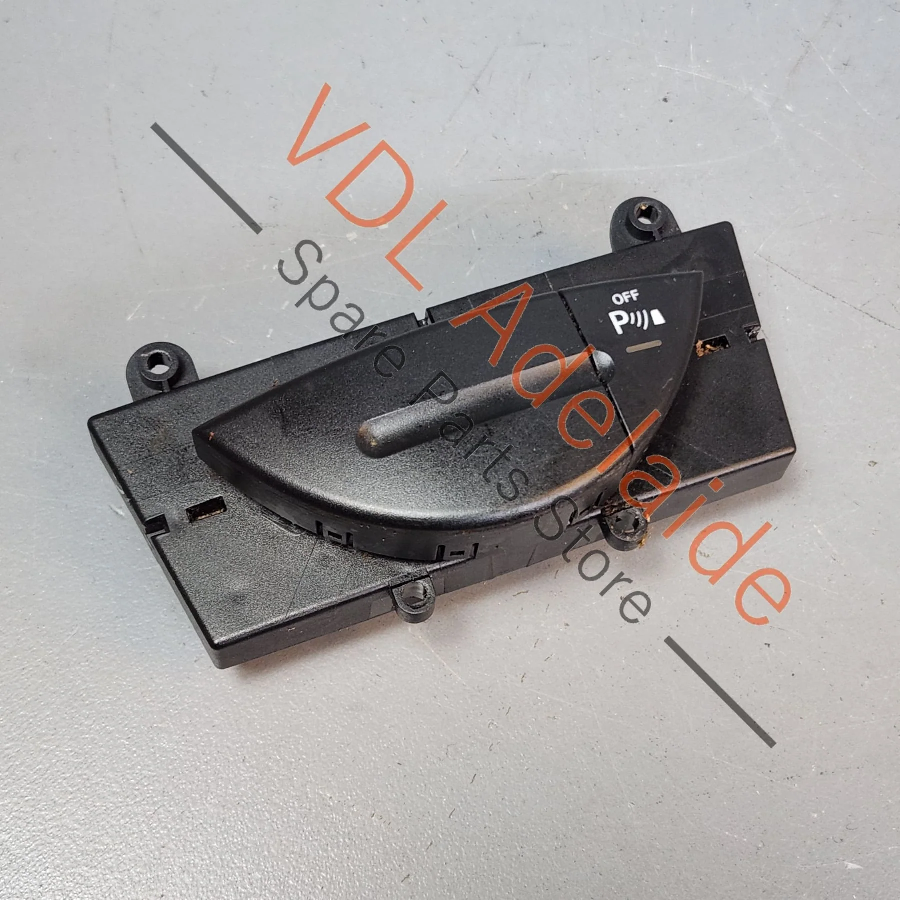Mercedes W211 E Class Centre Console Switch for Parking On Off A2118216958 - Image 6