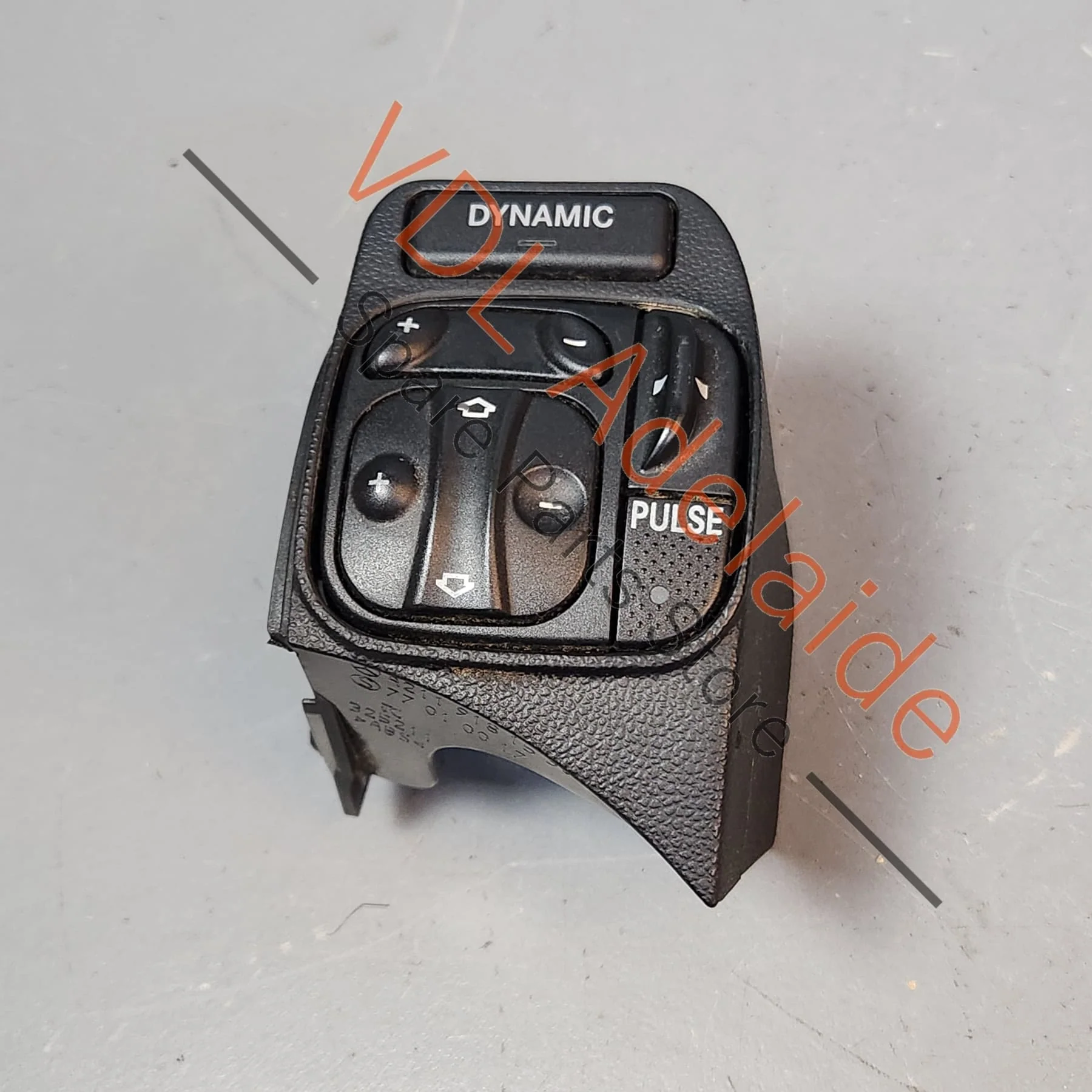 Mercedes Dynamic & Massage Seat Control Switch with Housing for Right Seat A2158700010 - Image 5