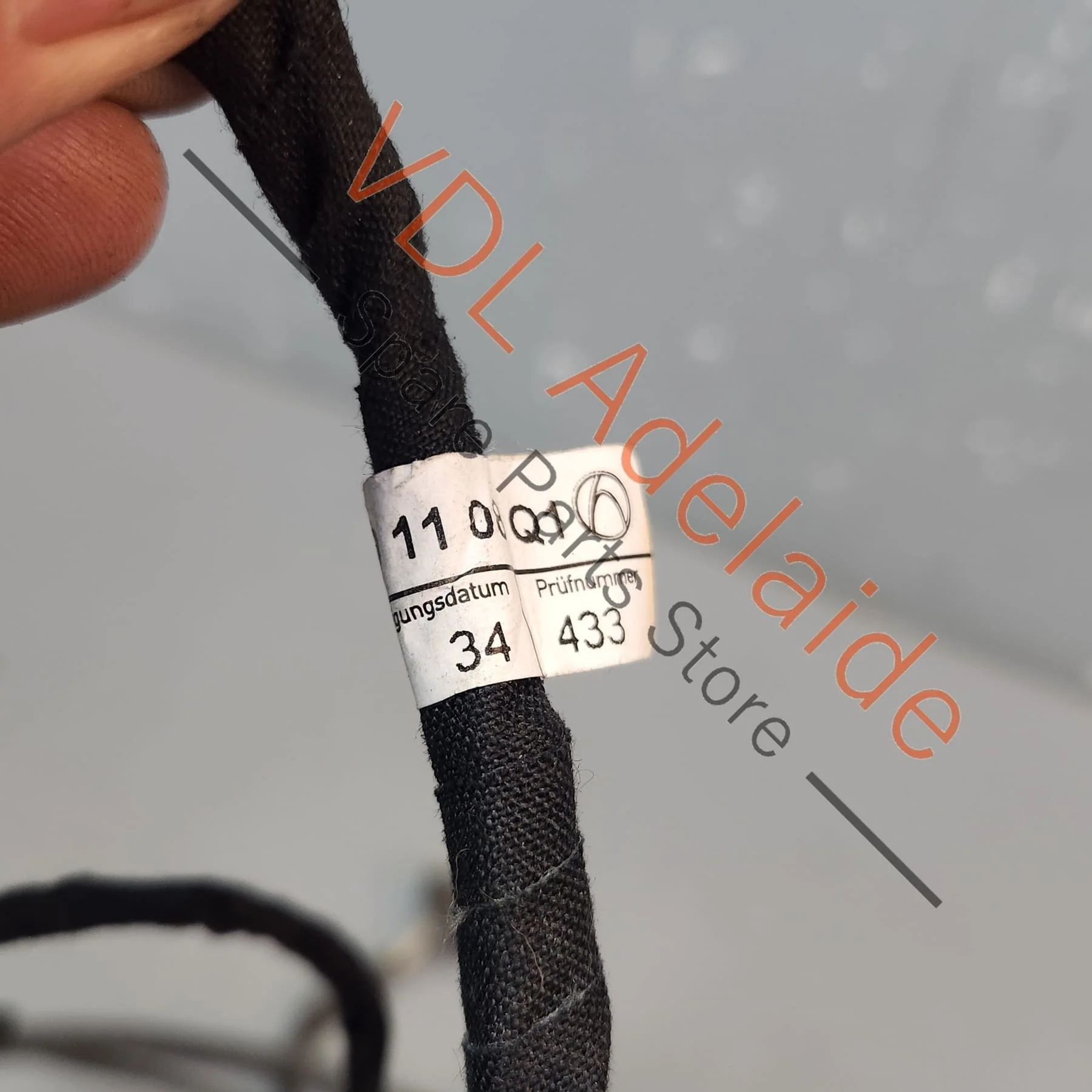 Mercedes W211 E Class Rear Parking Sensor Harness A2114401108 - Image 4