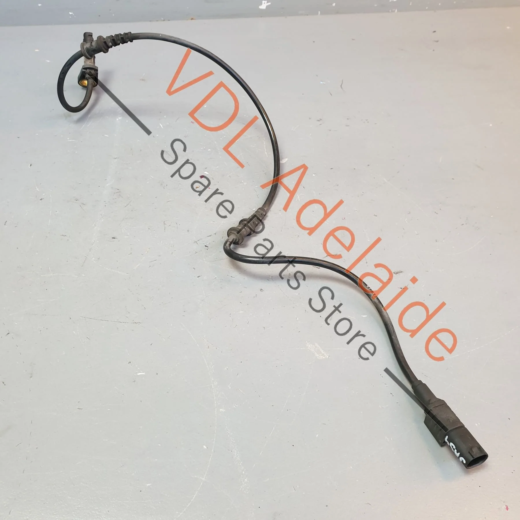 Mercedes W211 Front Wheel Speed Sensor A2115402917 Suits left or right side