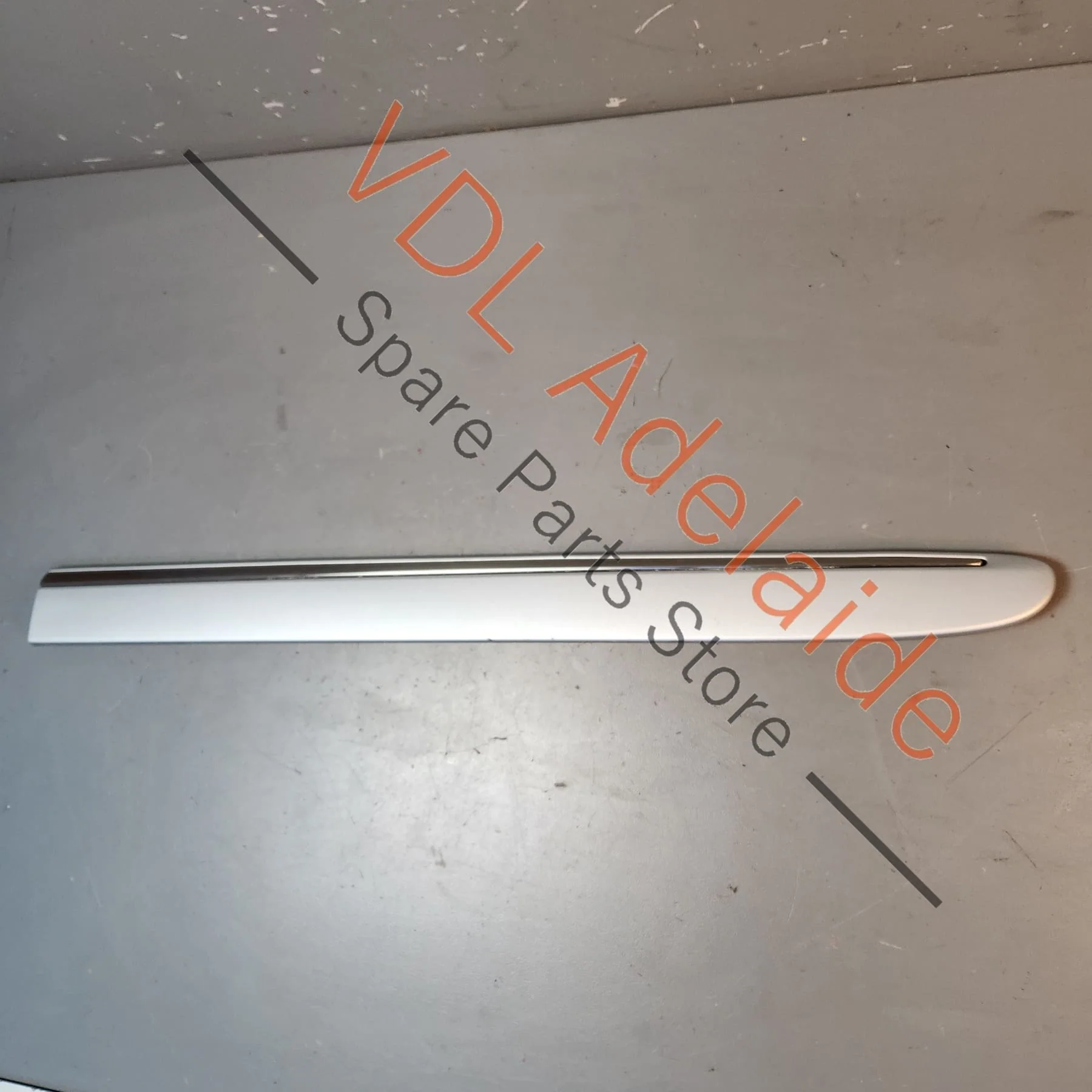 Mercedes W211 Left Rear Door Molding Exterior Strip Trim A2116901362