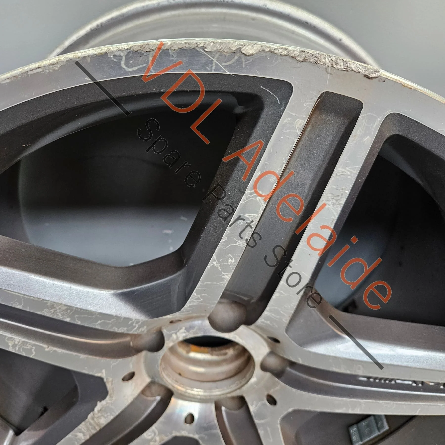 Mercedes W211 E63 AMG 5 Spoke Rear Alloy Wheel Genuine OEM A2114016402 18 x 9 ET39 #02 - Image 3