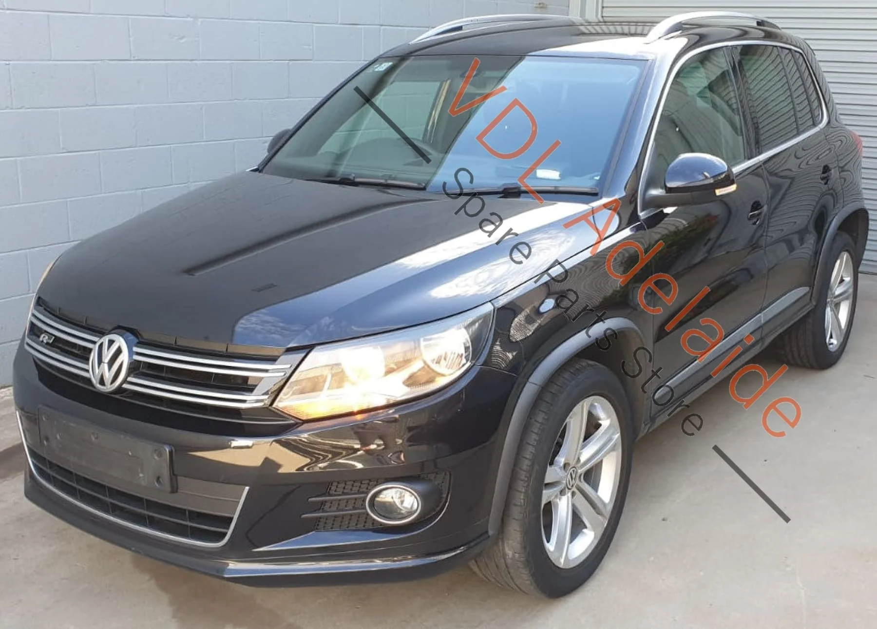 VW Tiguan 5N0 2010-2017 Radiator 5N0121253P 5N0121253L - Image 3