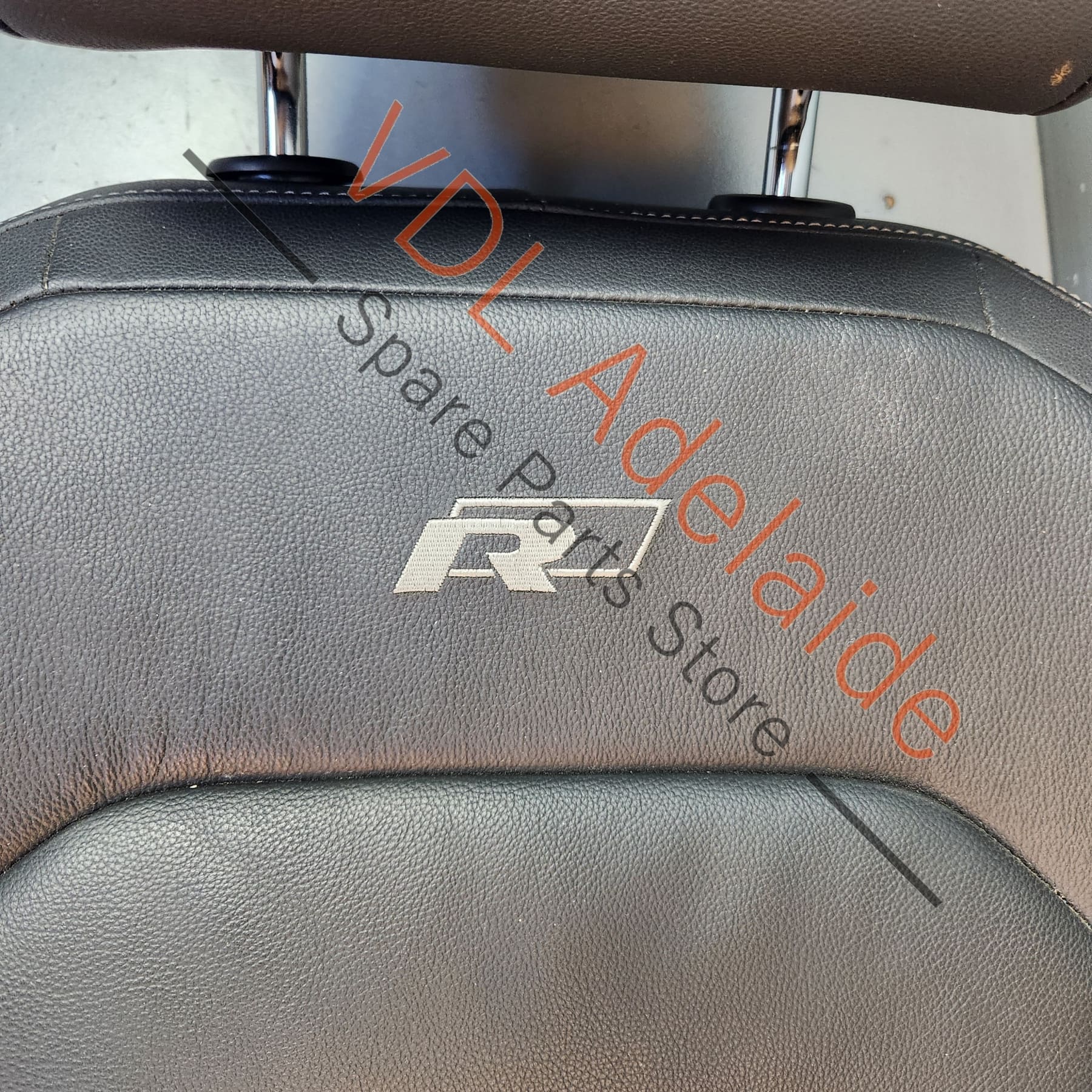 Volkswagen Tiguan 5NA R Line Front Right Seat Airbag Kit 5NN880242D - Image 3