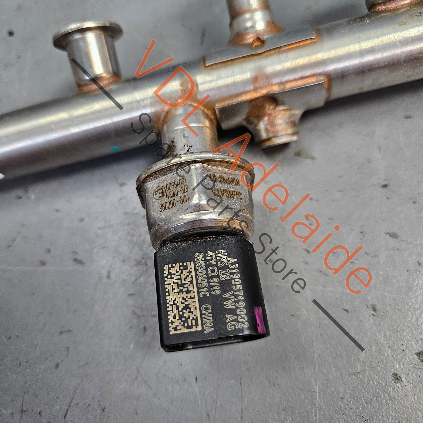 VW 2.0 Steel Fuel Rail and Pressure Sensor 06K133317AA 06K906051C - Image 6