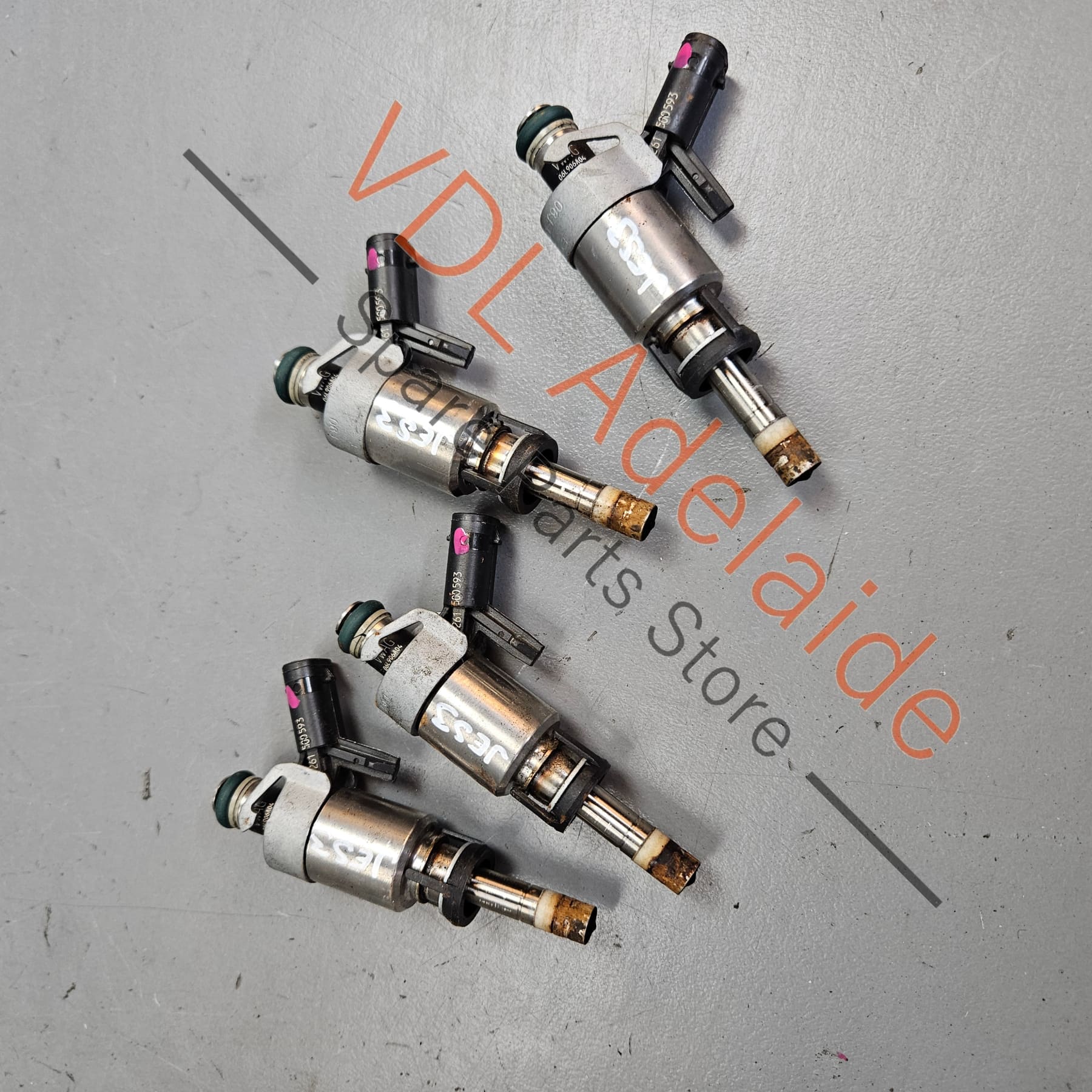 VW Audi 2.0T Fuel Injector set of 4 06A906036Q