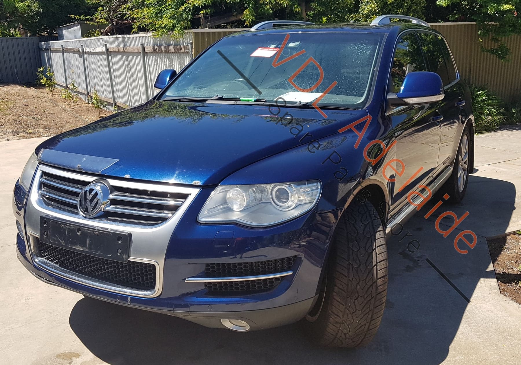 VW Touareg 7L Front Left Fender Lining with Molding 7L6854959A - Image 6