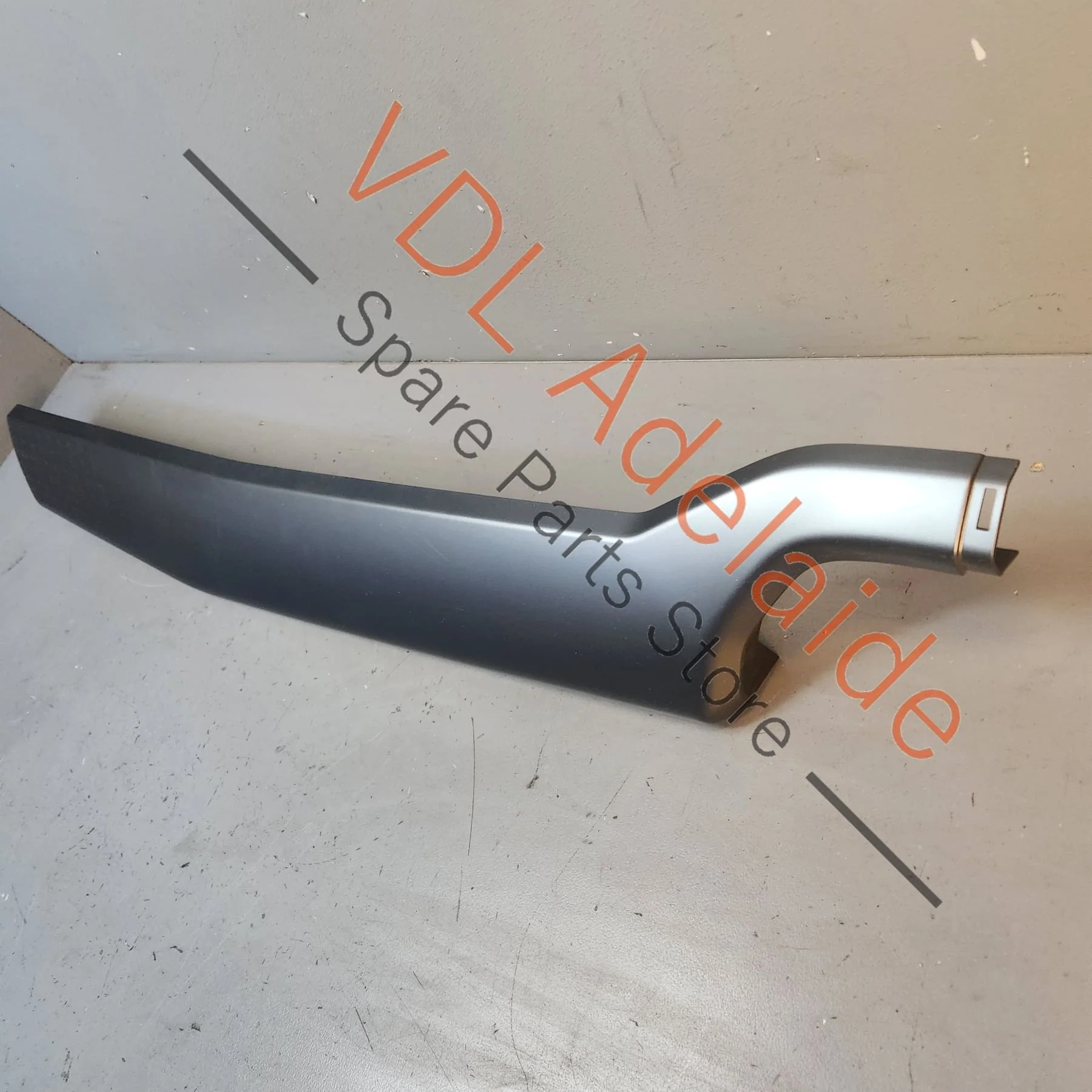 Cupra Born eBoost K11 Dashboard Trim Inlay Aluminium look 10H8543778CJ for RHD models - Image 4