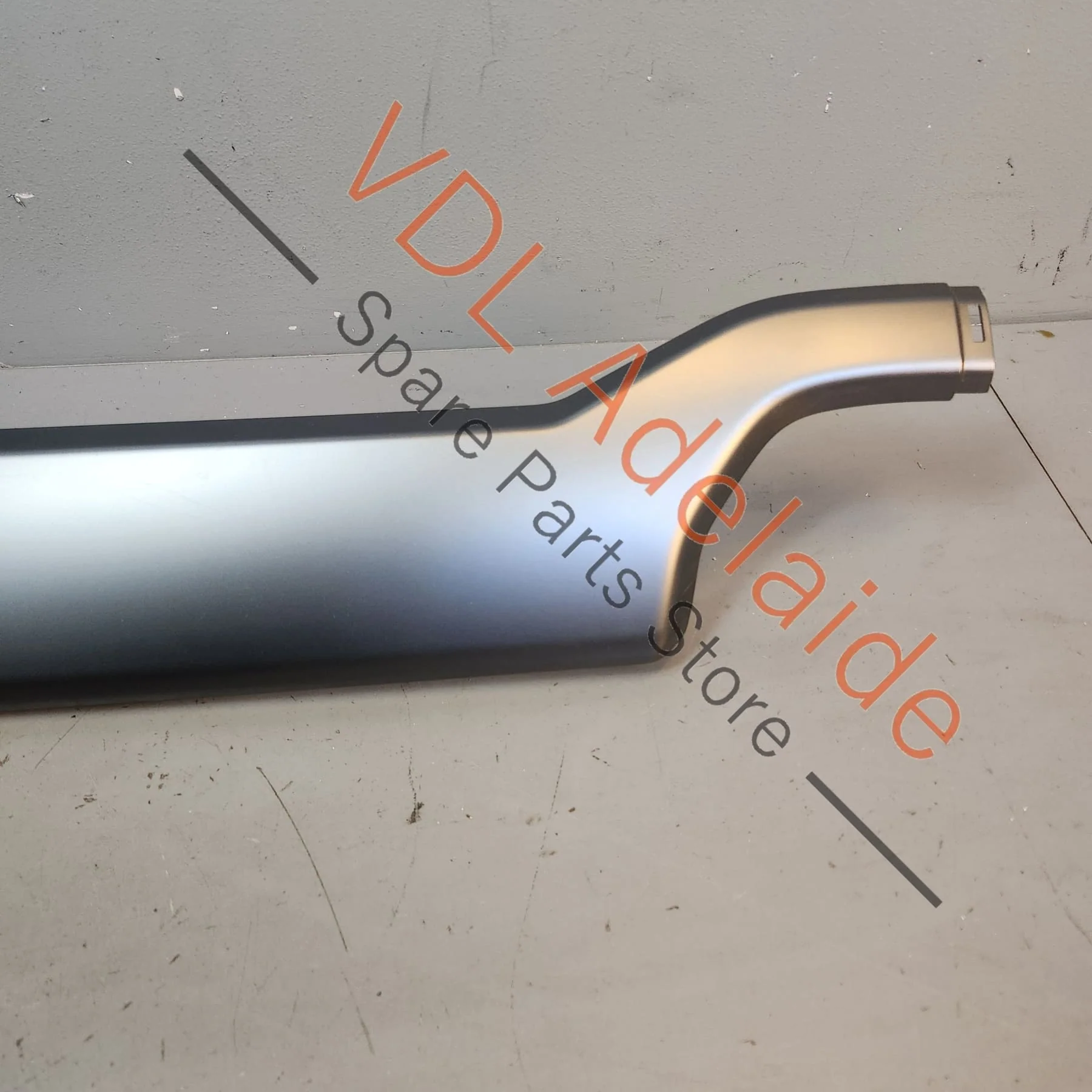 Cupra Born eBoost K11 Dashboard Trim Inlay Aluminium look 10H8543778CJ for RHD models - Image 5