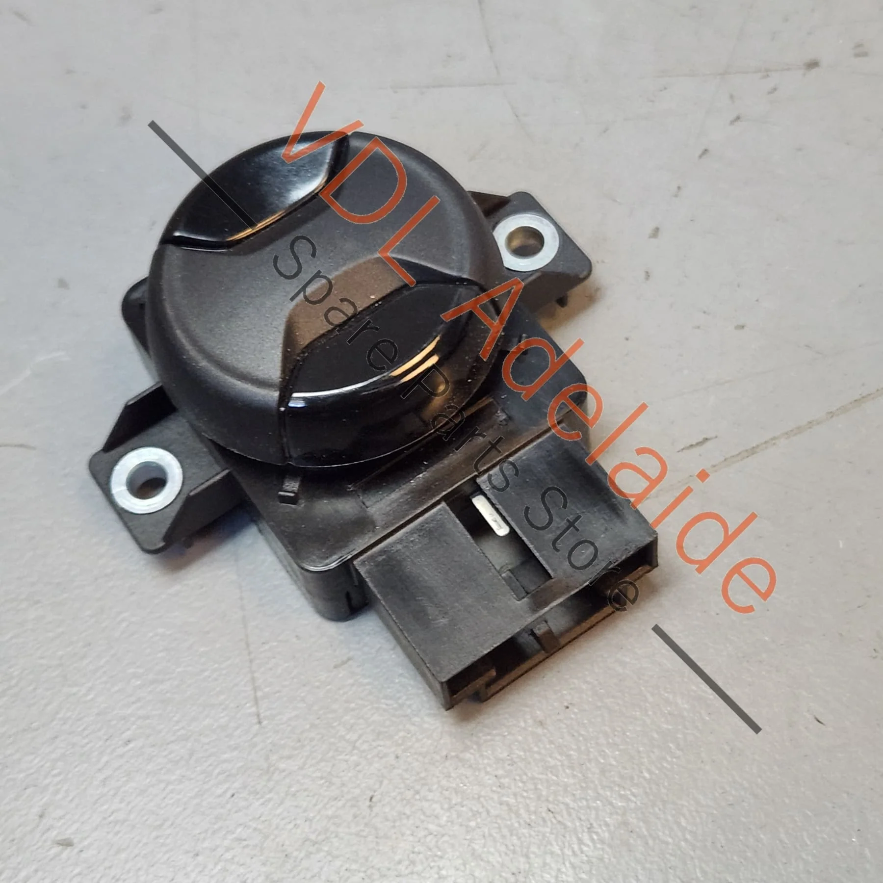 VW Audi Cupra Lumbar Seat Control Adjustment Switch 5G0959777A Satin Black / Black
