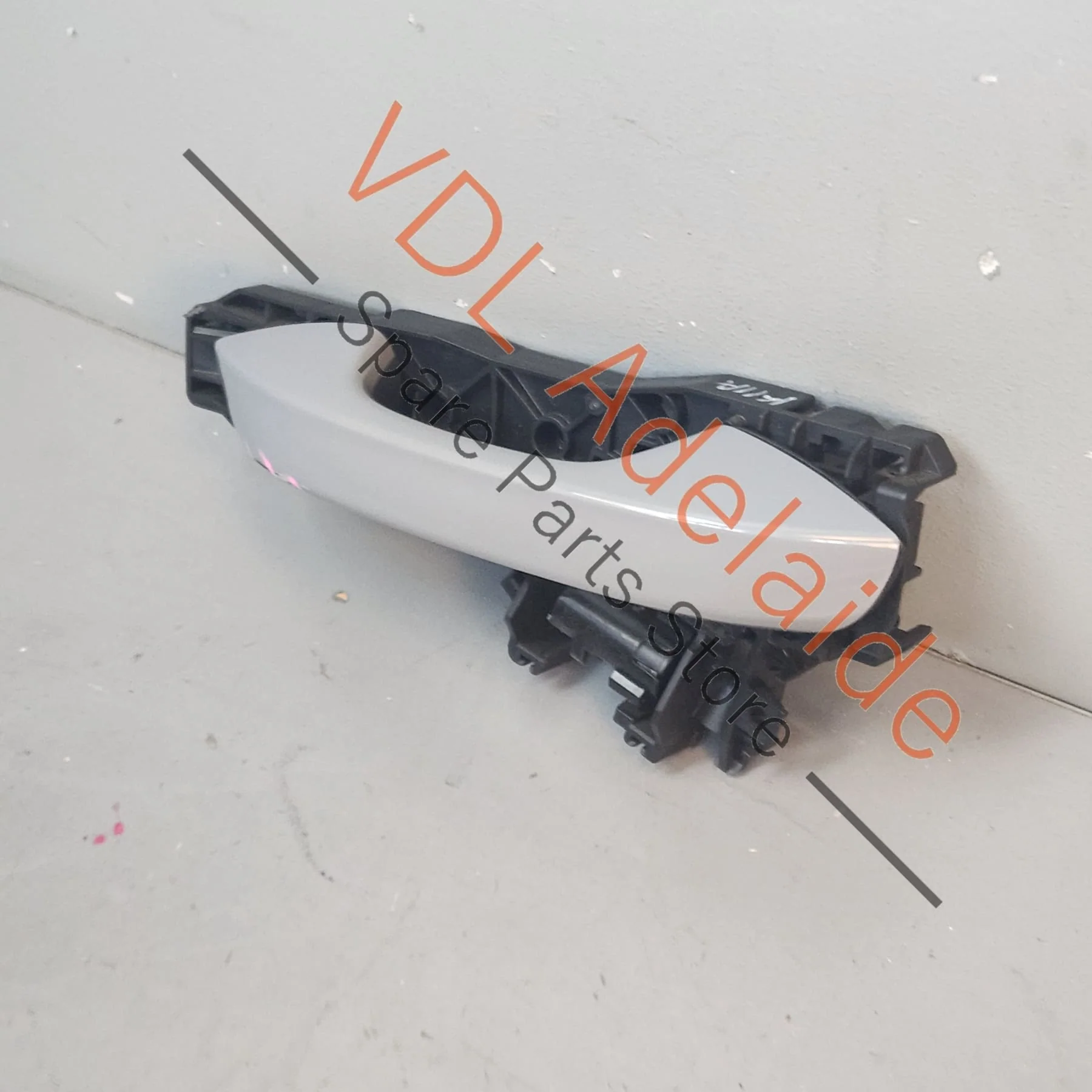 Golf MK8 Cupra Born K11 Exterior Door Handle LHS Left Vapor Grey 5H0837205 - Image 2