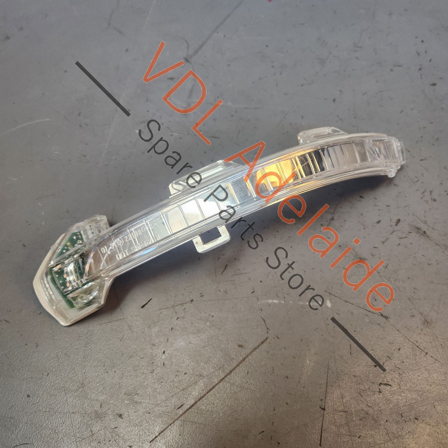 Cupra Born Golf MK8 Passat B8 Left Side Flasher Indicator for Mirror 3G0949101A