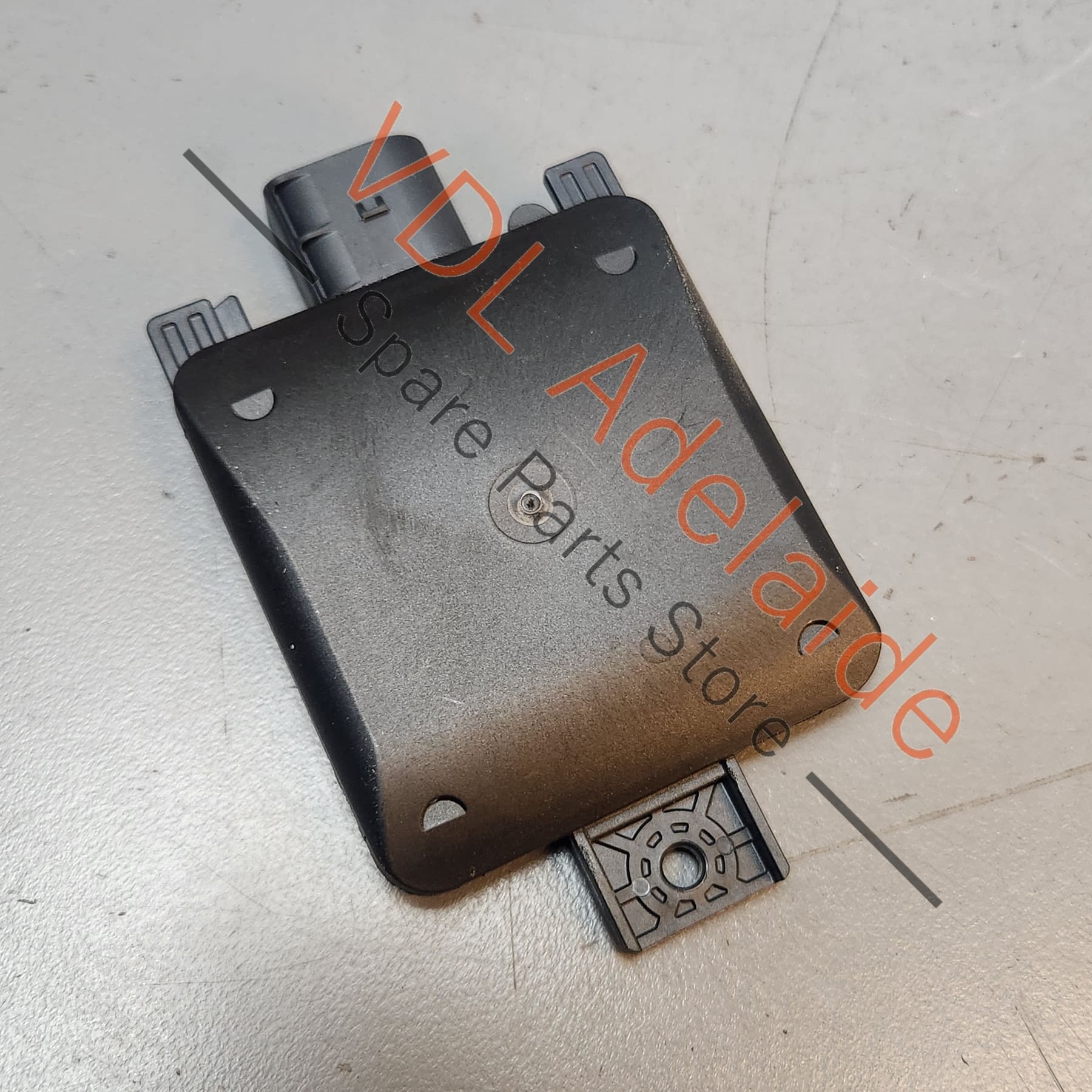 Cupra Born K11 Right Rear Lane Change Assist Radar Master Module 2Q0907686L - Image 3