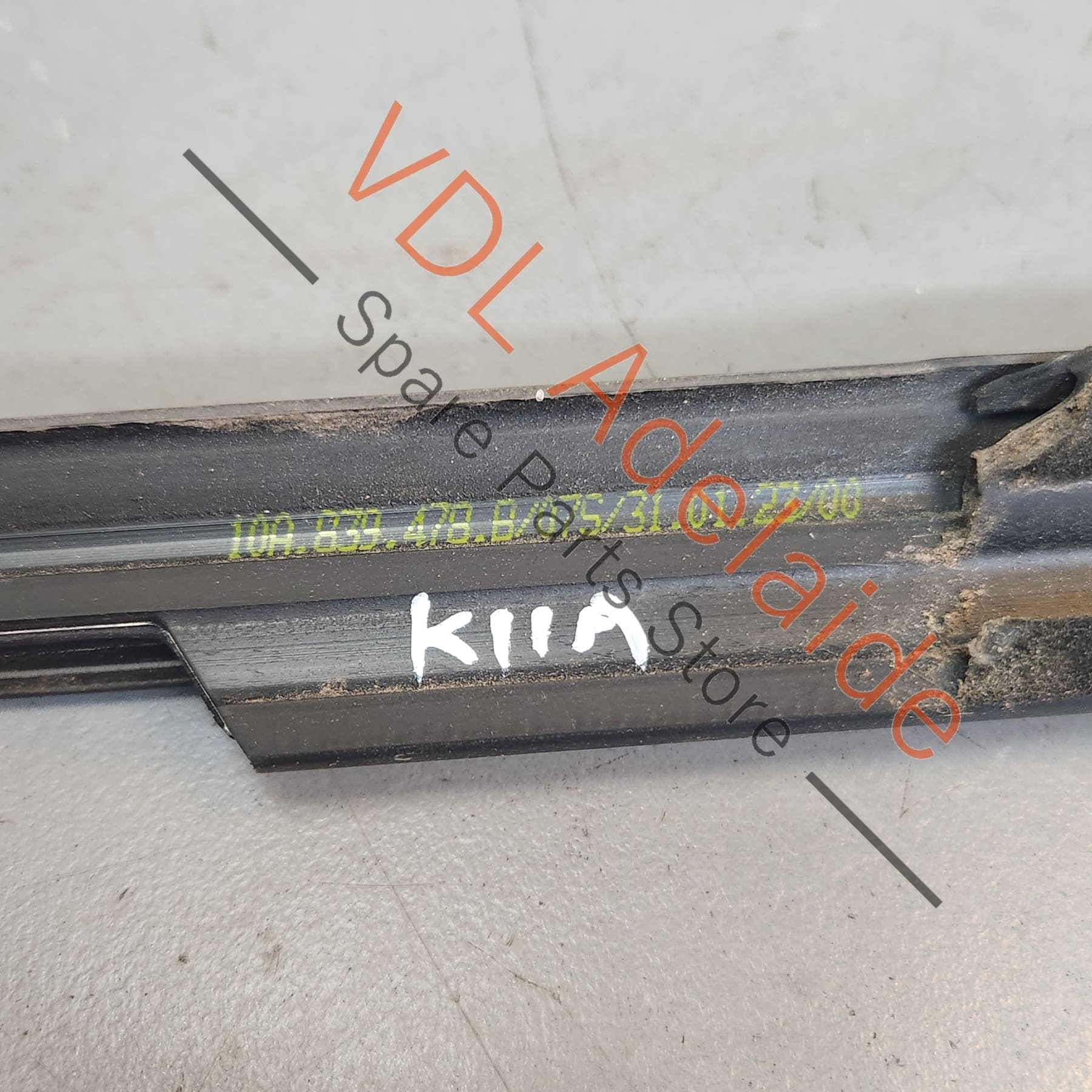 Cupra Born Exterior Window Slot Aperture Seal Trim Molding Right Rear 10A839478B - Image 7