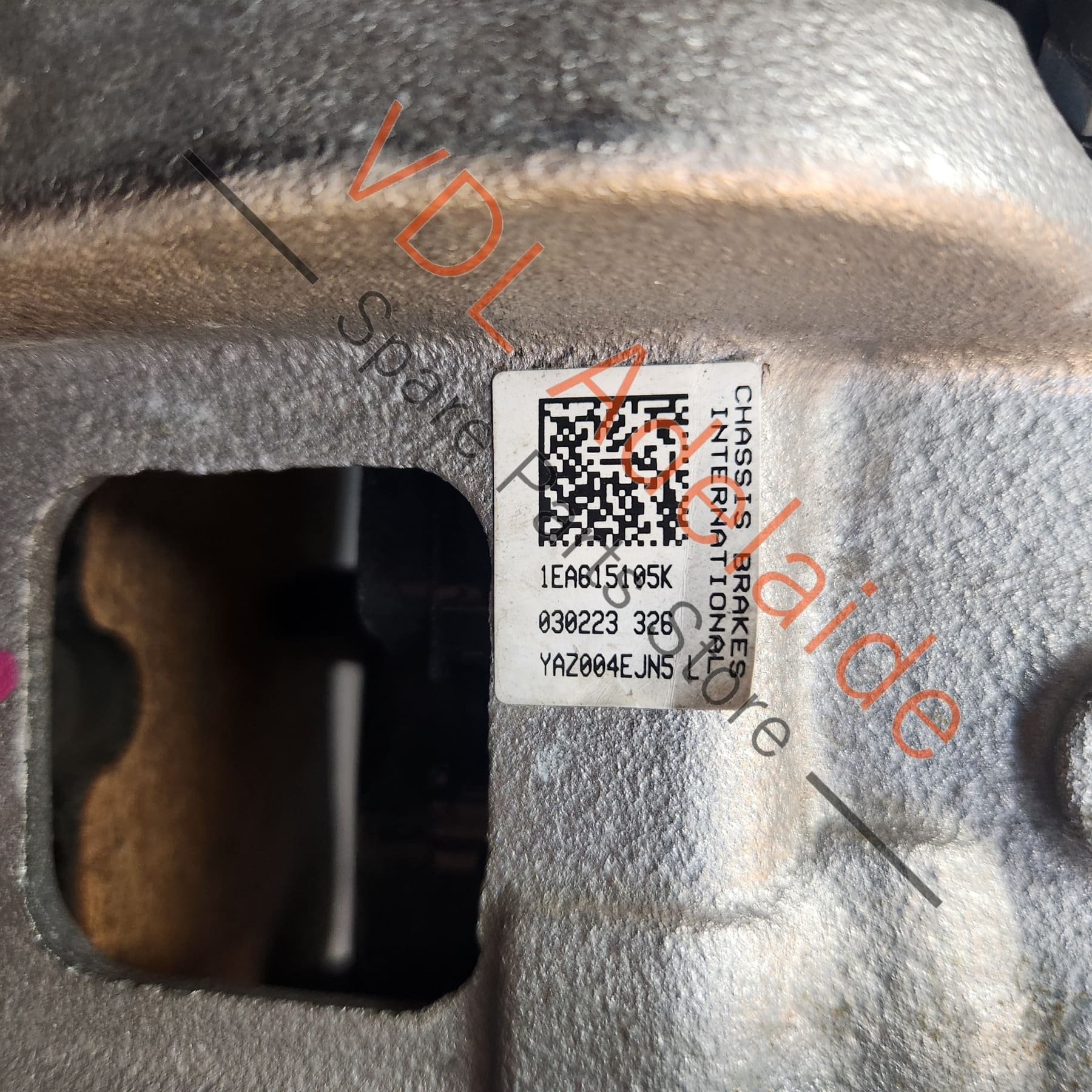 Cupra Born K11 Front Brake Caliper with Carrier Left 1EA615123A 1EA615125A 1EA615105K - Image 8