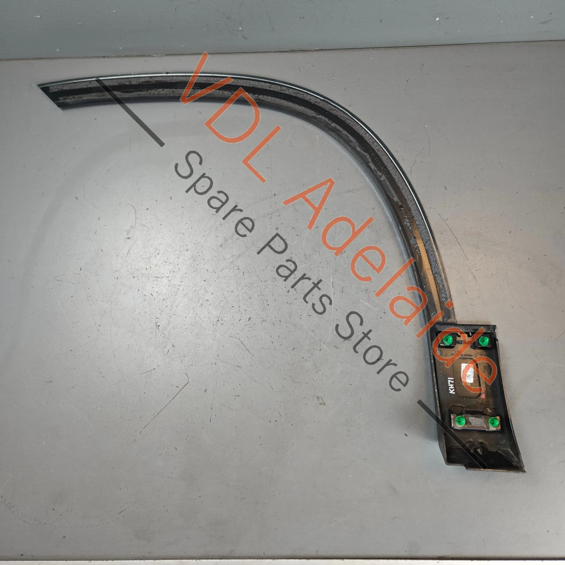 Cupra Ateca Right Front Fender Wheel Arch Moulding 575854820H GRU 9S / X6T Camouflage Green Metallic - Image 3