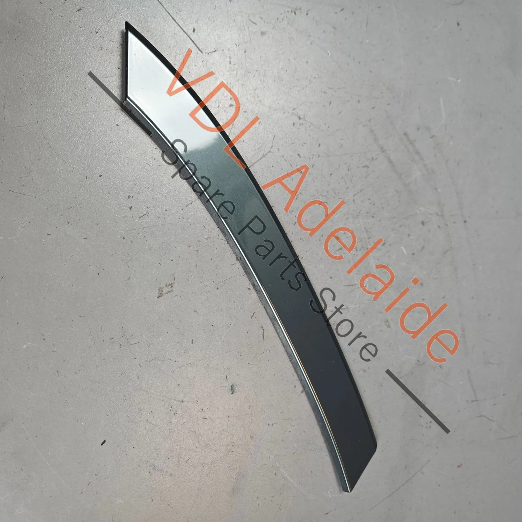 Cupra Ateca Right Rear Fender Wheel Arch Moulding 575854990D GRU 9S / X6T Camouflage Green Metallic - Image 2