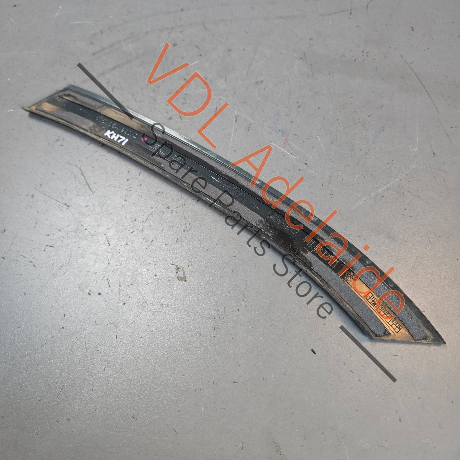 Cupra Ateca Right Rear Fender Wheel Arch Moulding 575854990D GRU 9S / X6T Camouflage Green Metallic - Image 3