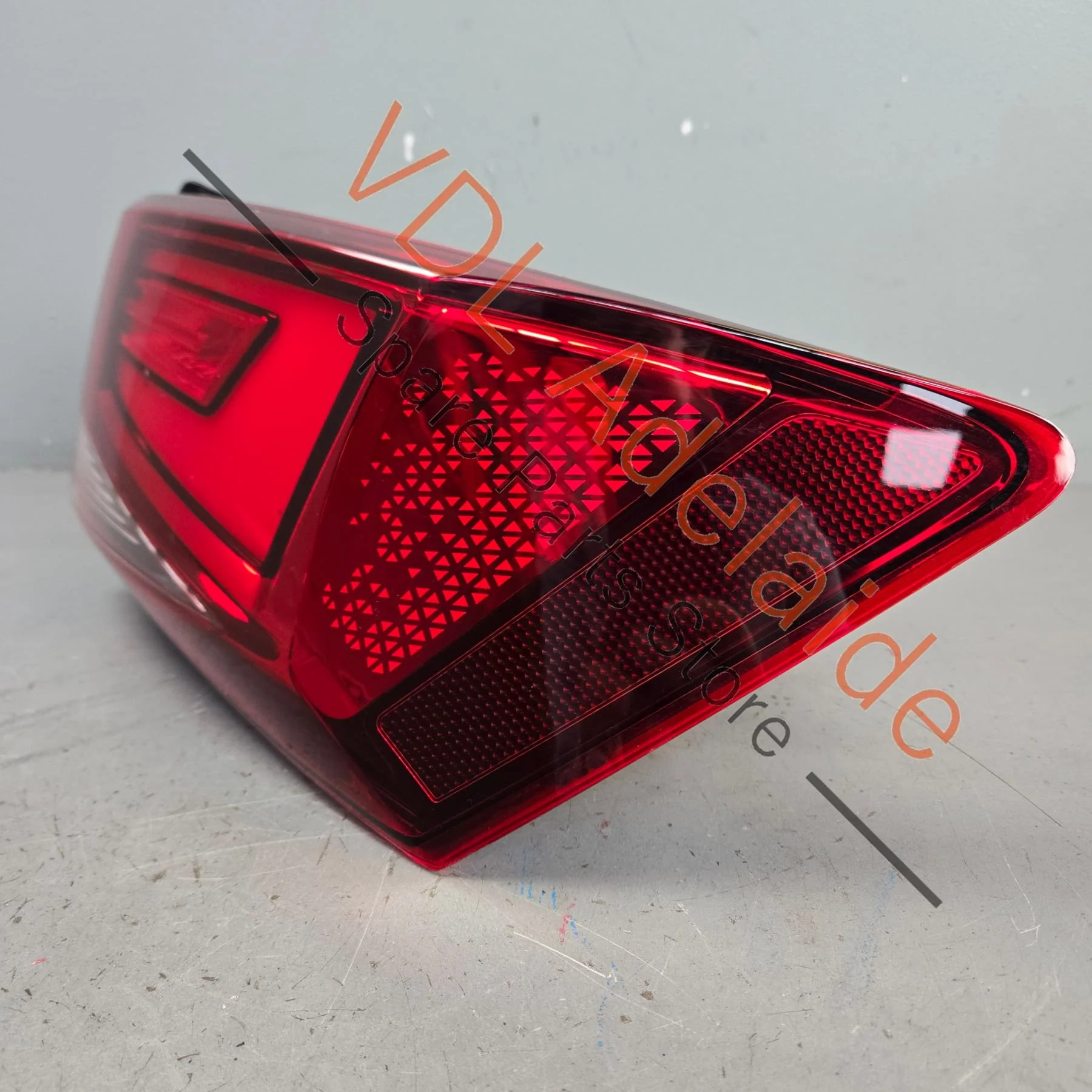 Cupra Ateca Rear Right Outer LED Tail Light 575945208E - Image 3